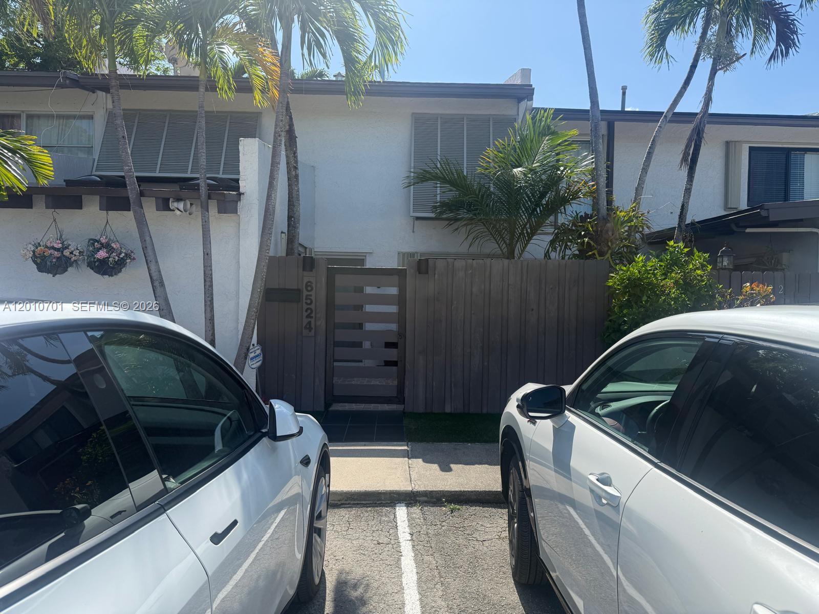 Property photo # 2