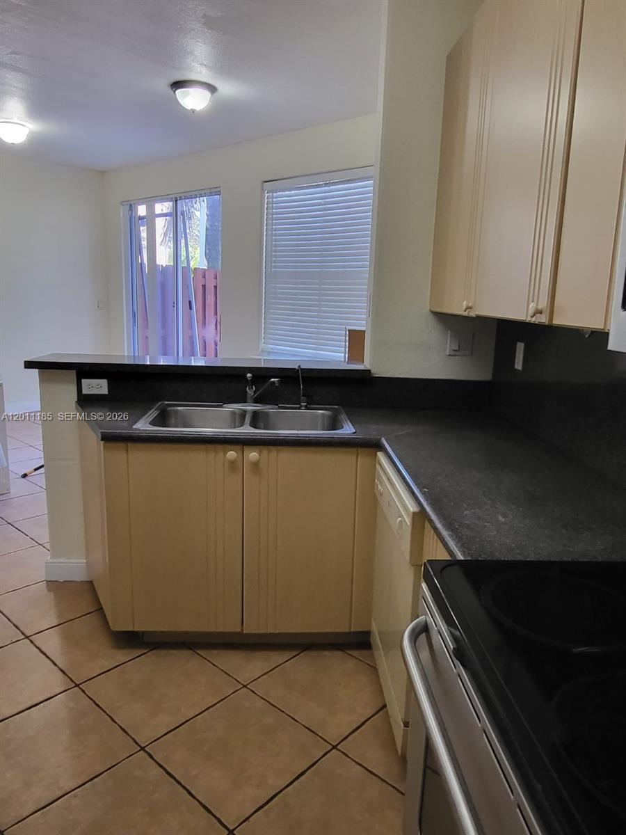 Property photo # 7