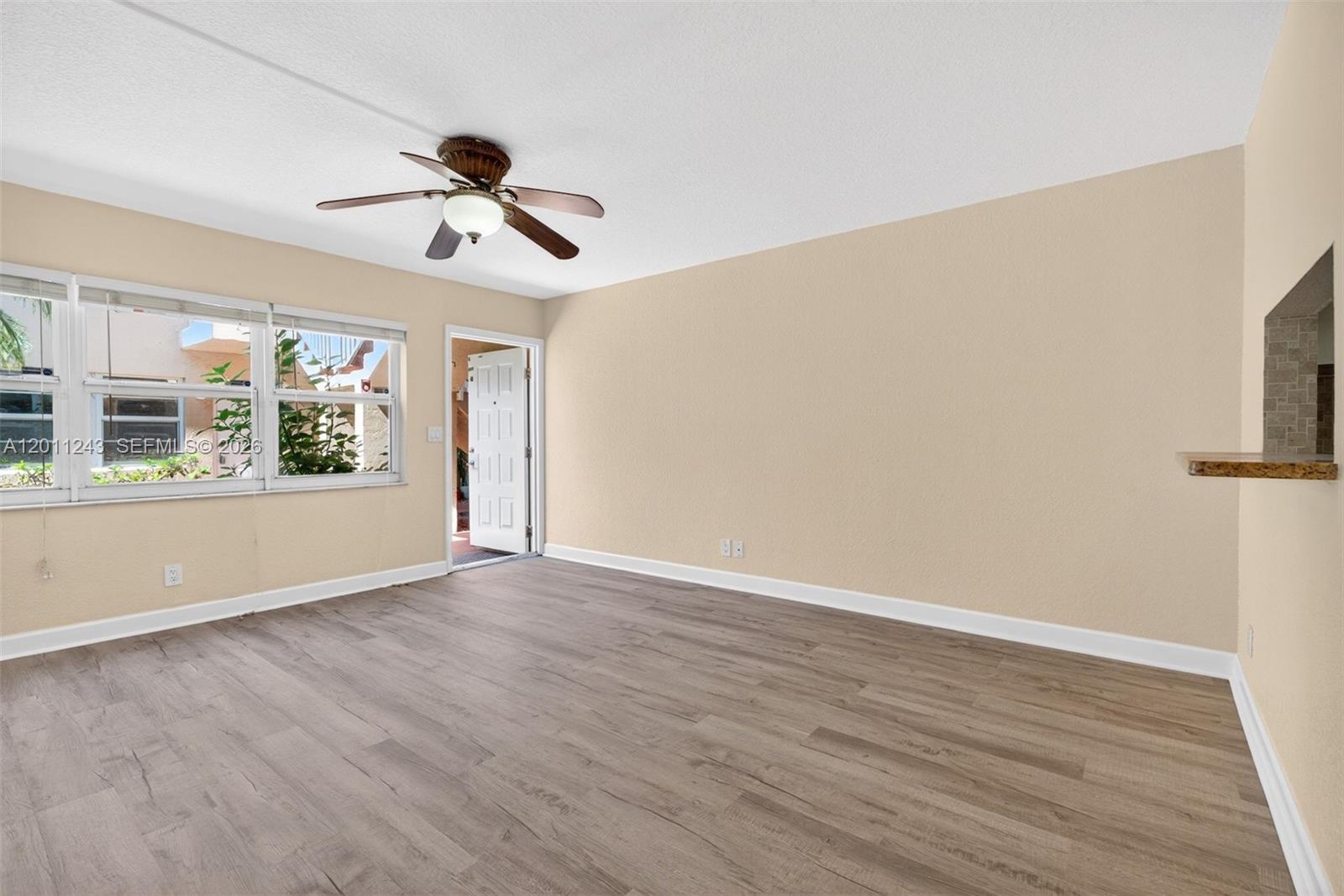 Property photo # 6