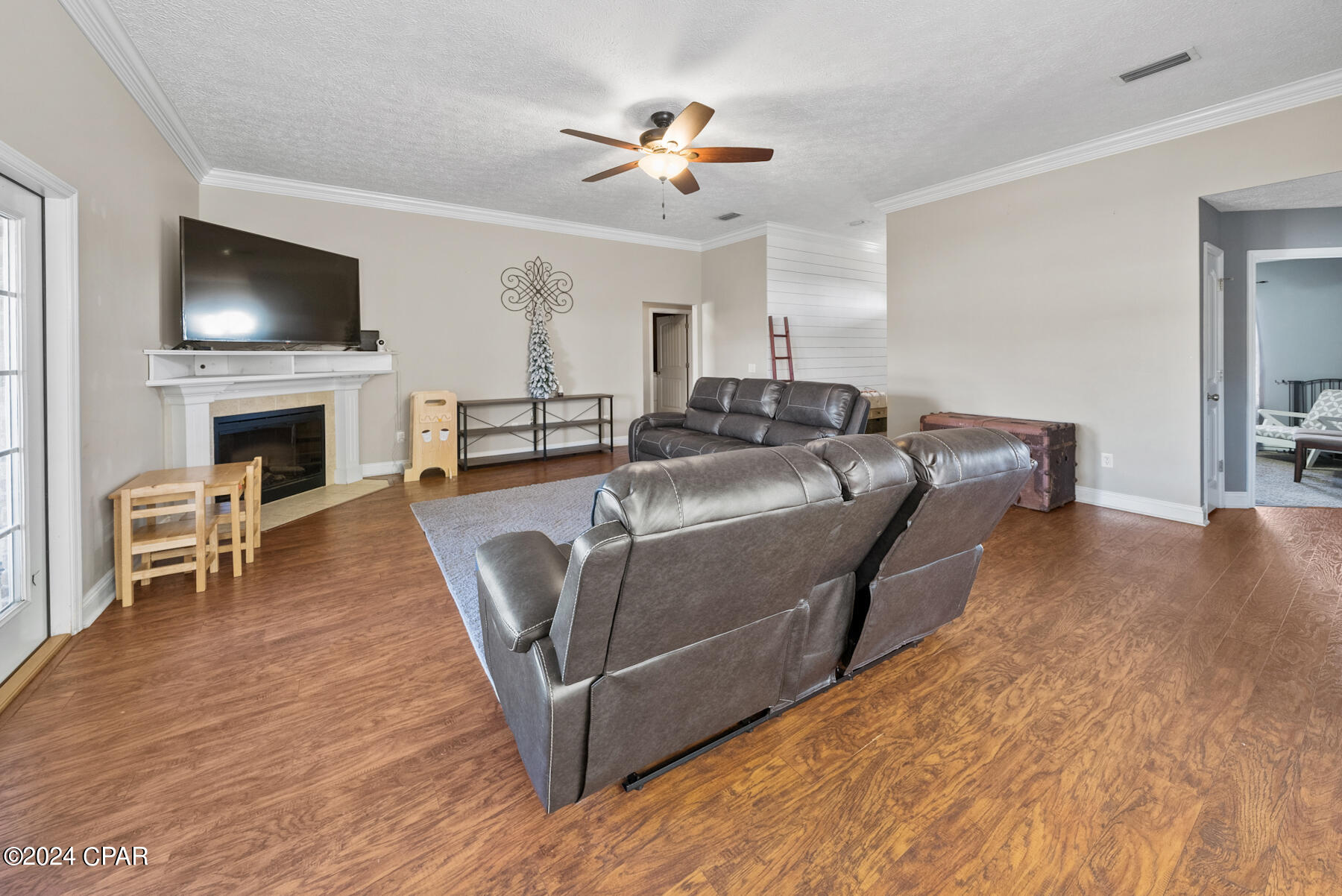 Image 11 For 5411 Blue Dog Road