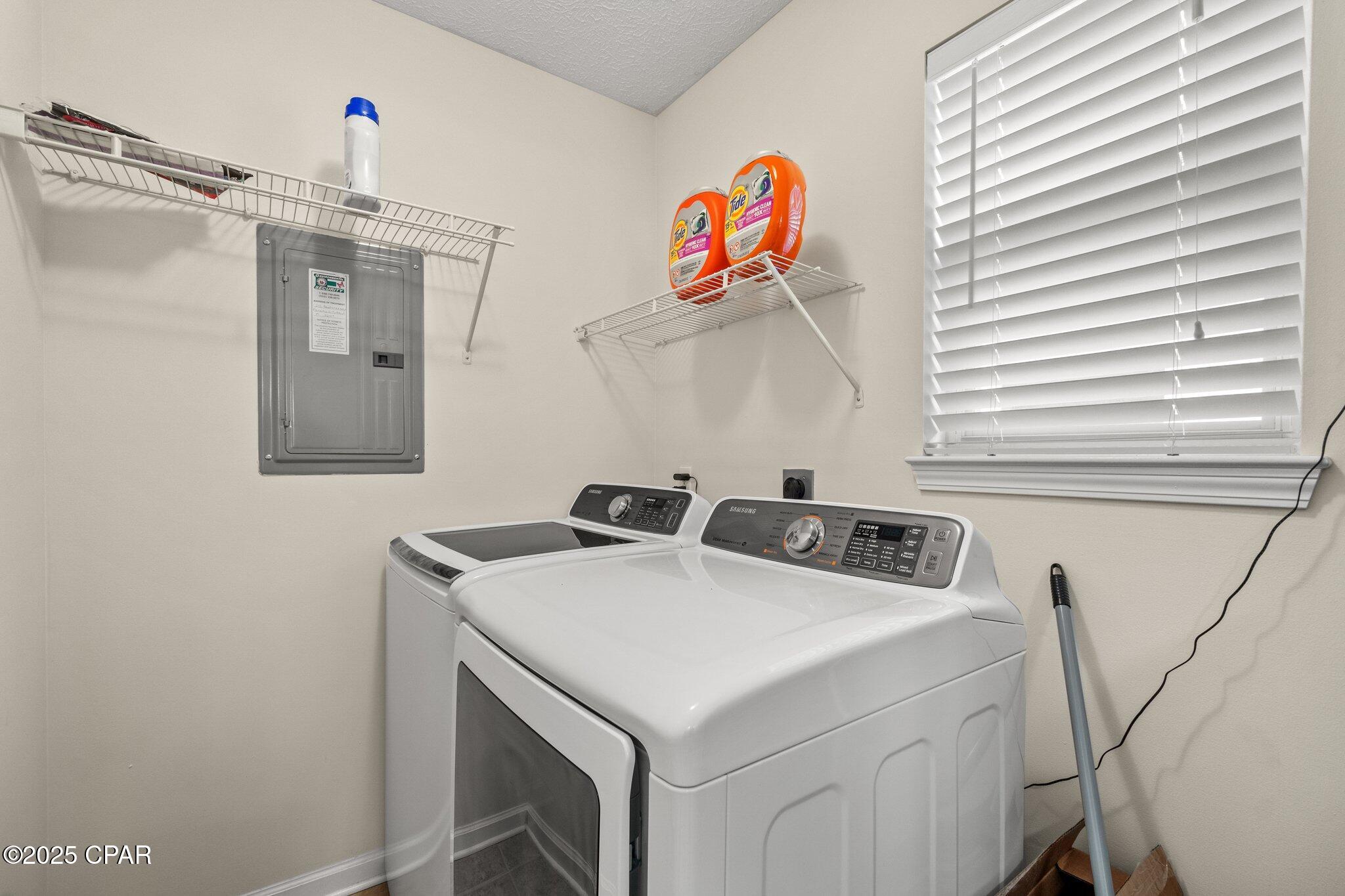 Image 20 For 212 Seahorse Way