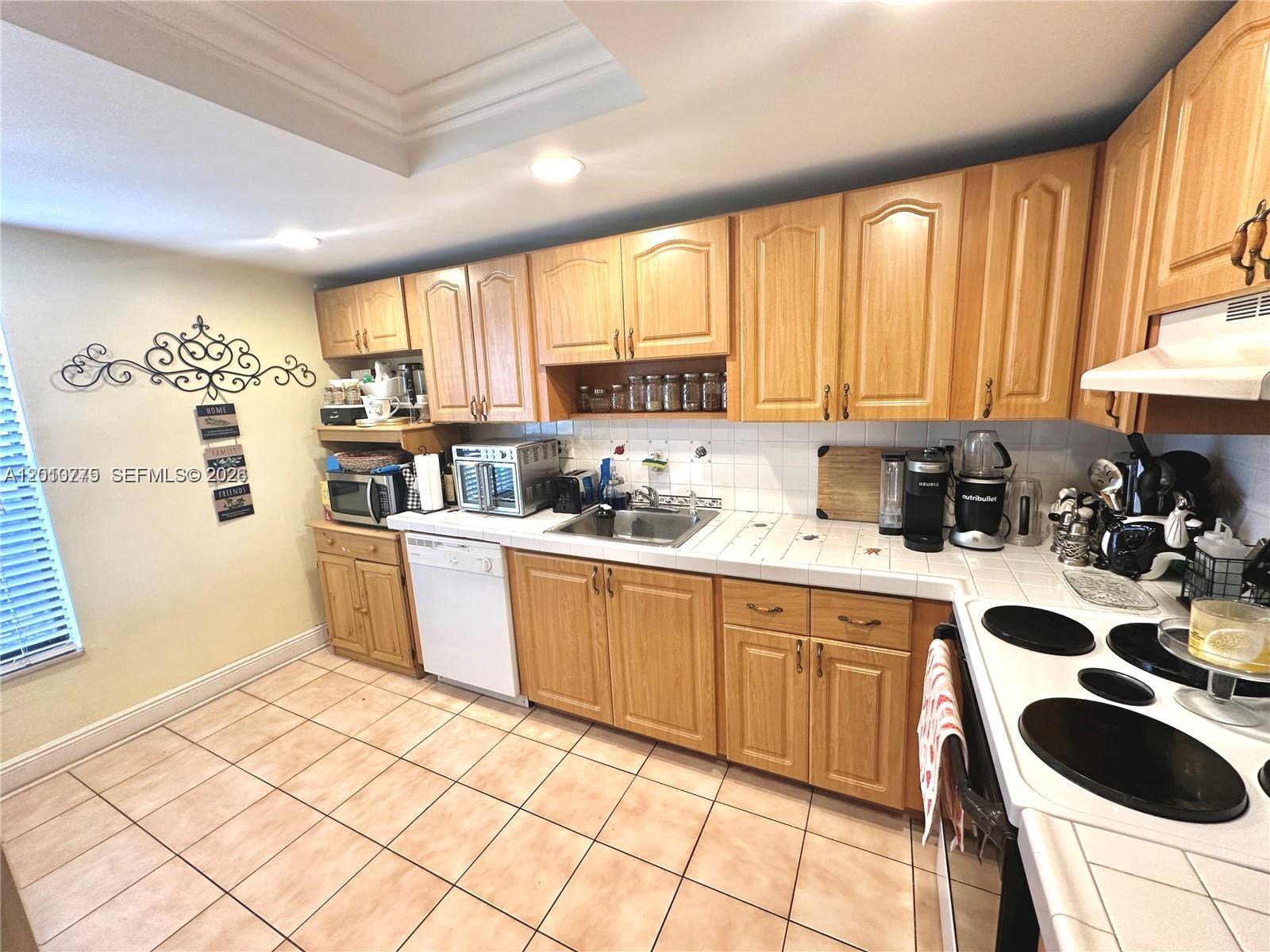 Property photo # 9