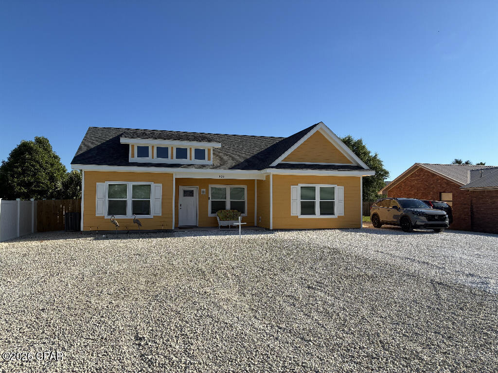 Image 2 For 623 Gulf Aire Drive