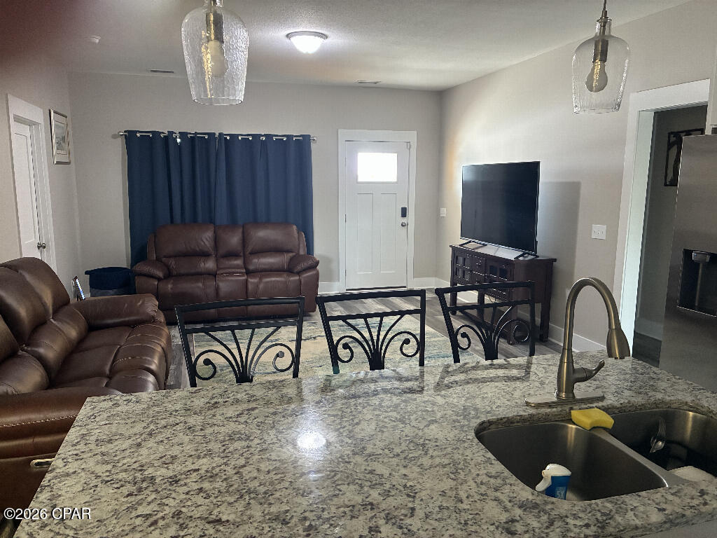 Image 5 For 623 Gulf Aire Drive