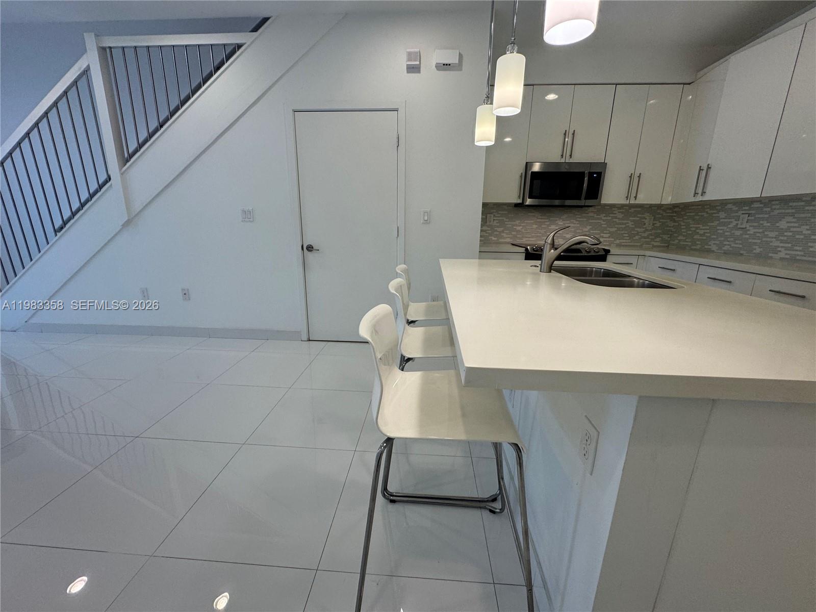 Property photo # 6