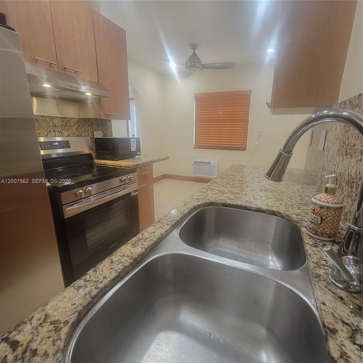 Property photo # 9