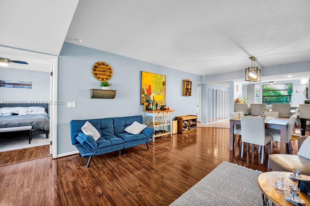 Property photo # 9