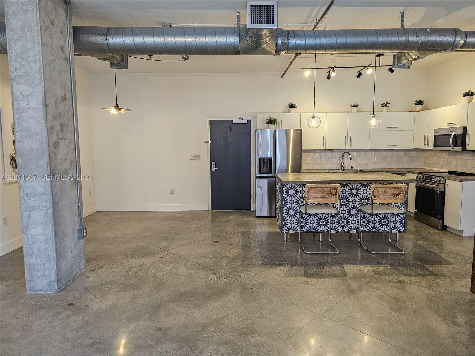 Property photo # 8