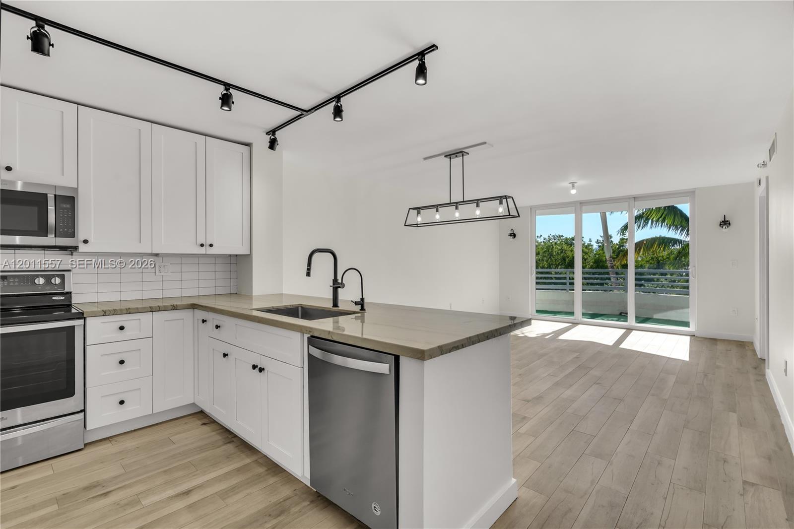 Property photo # 7