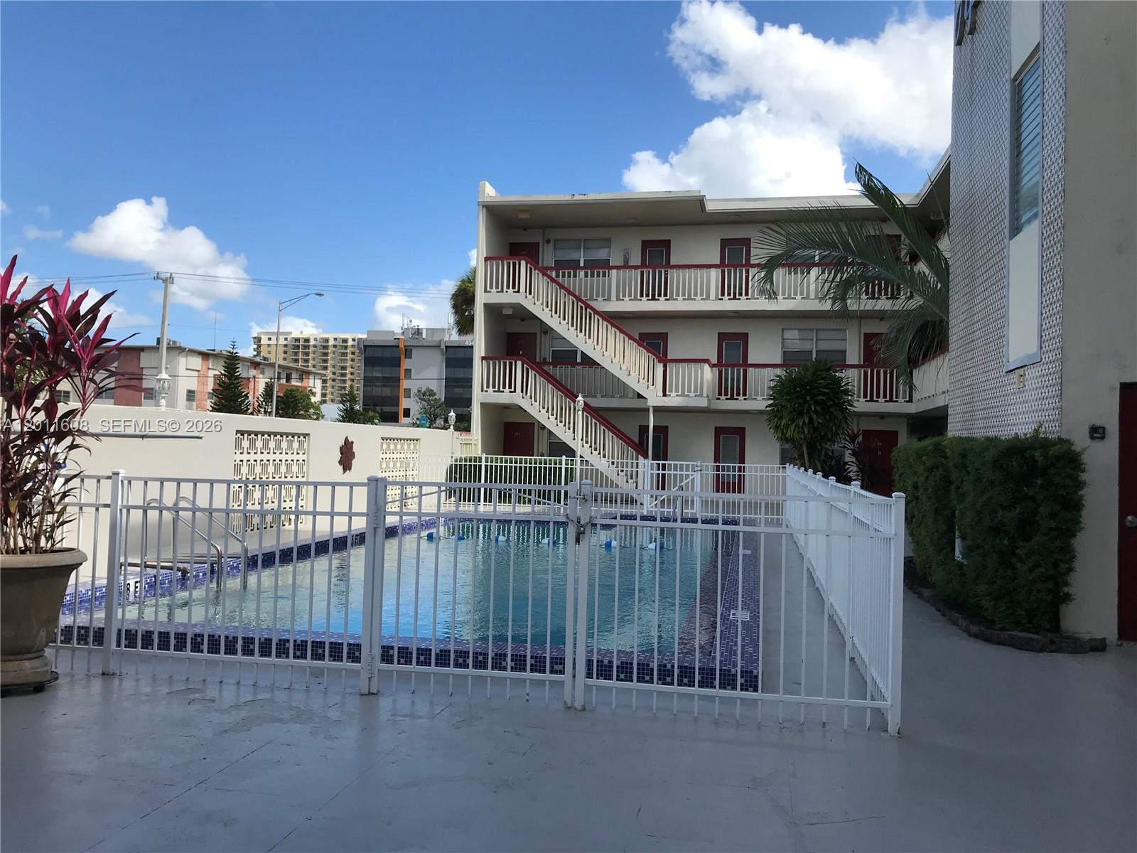Property photo # 4