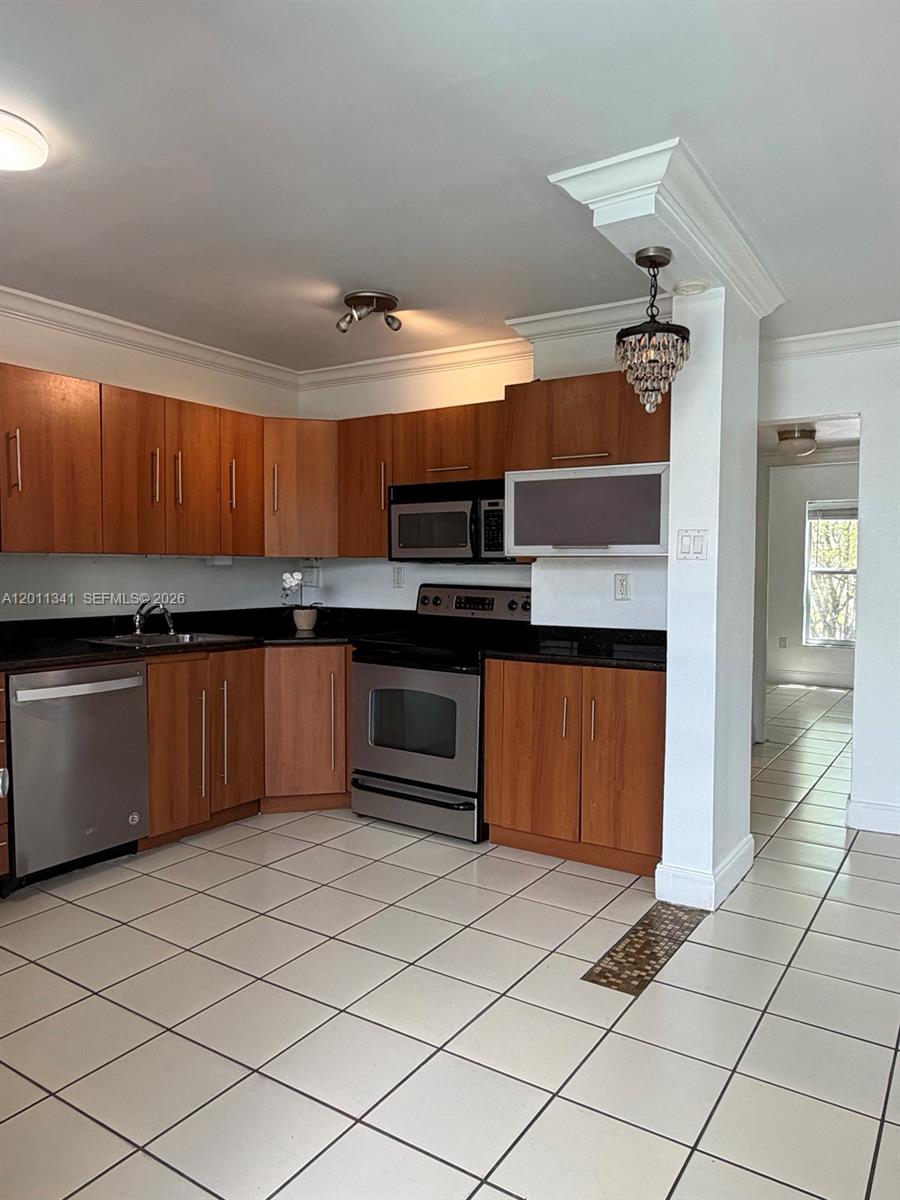 Property photo # 6