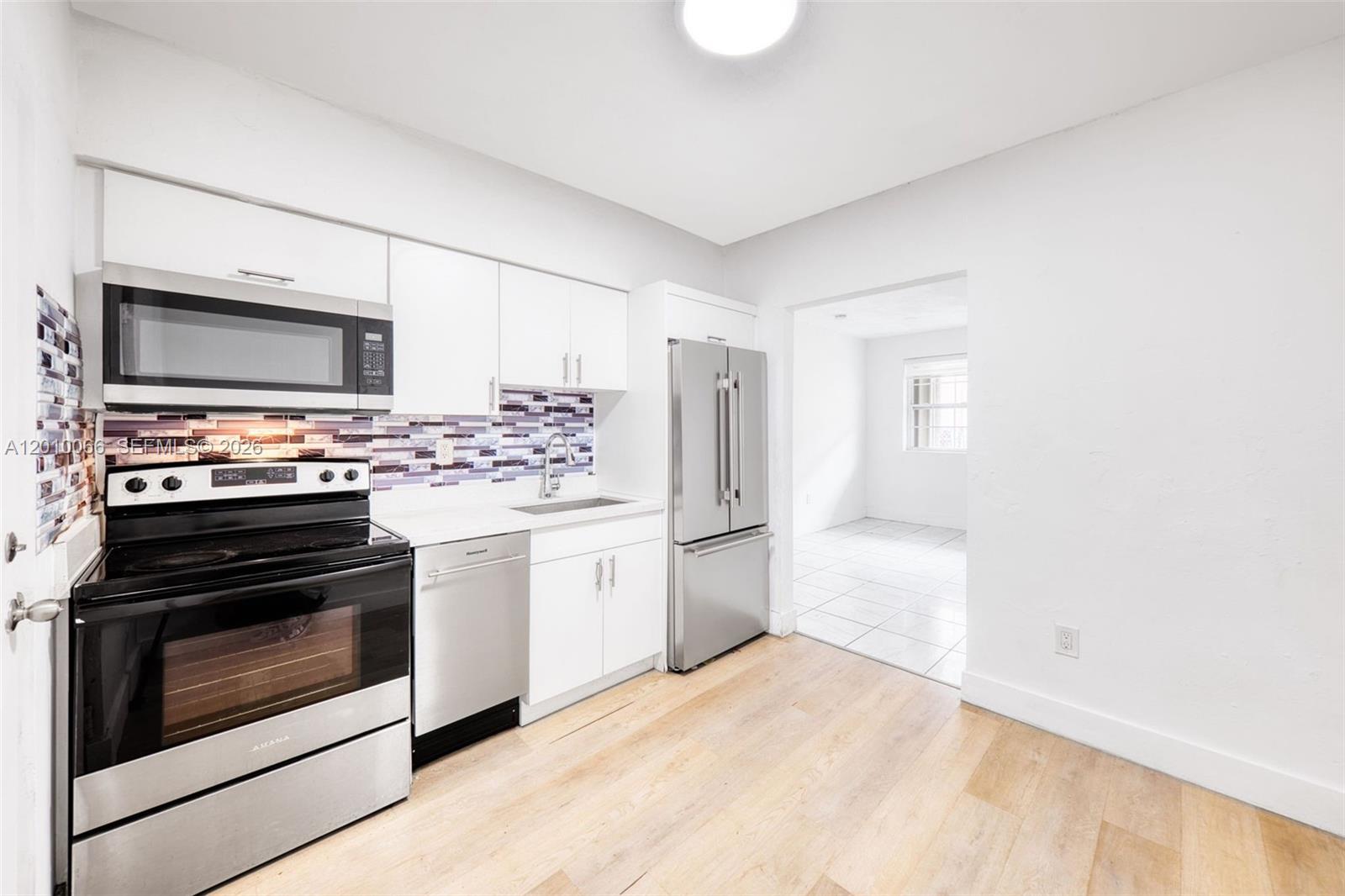 Property photo # 0