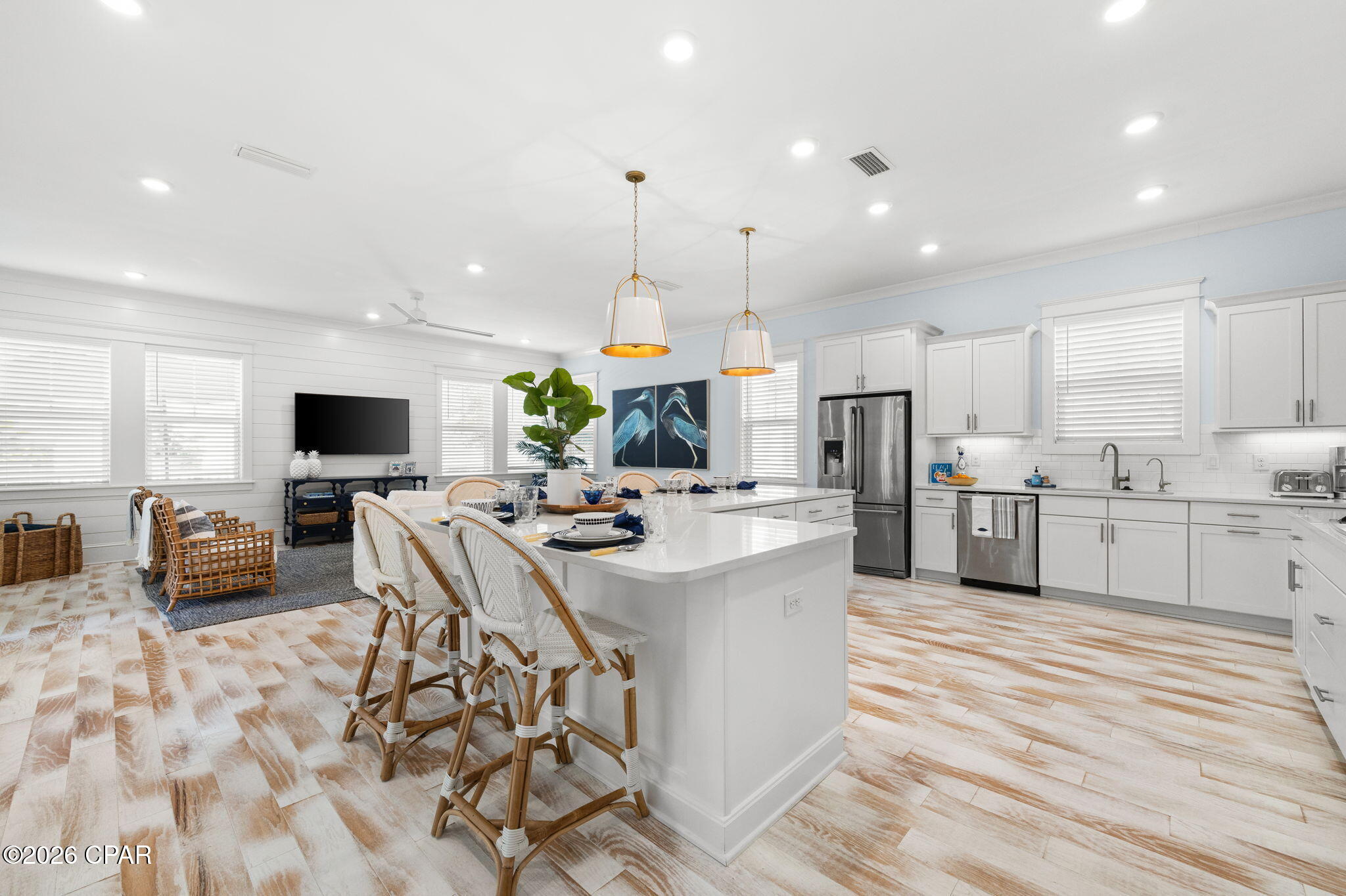 Listing photo id 10 for 56 Candlehouse Lane