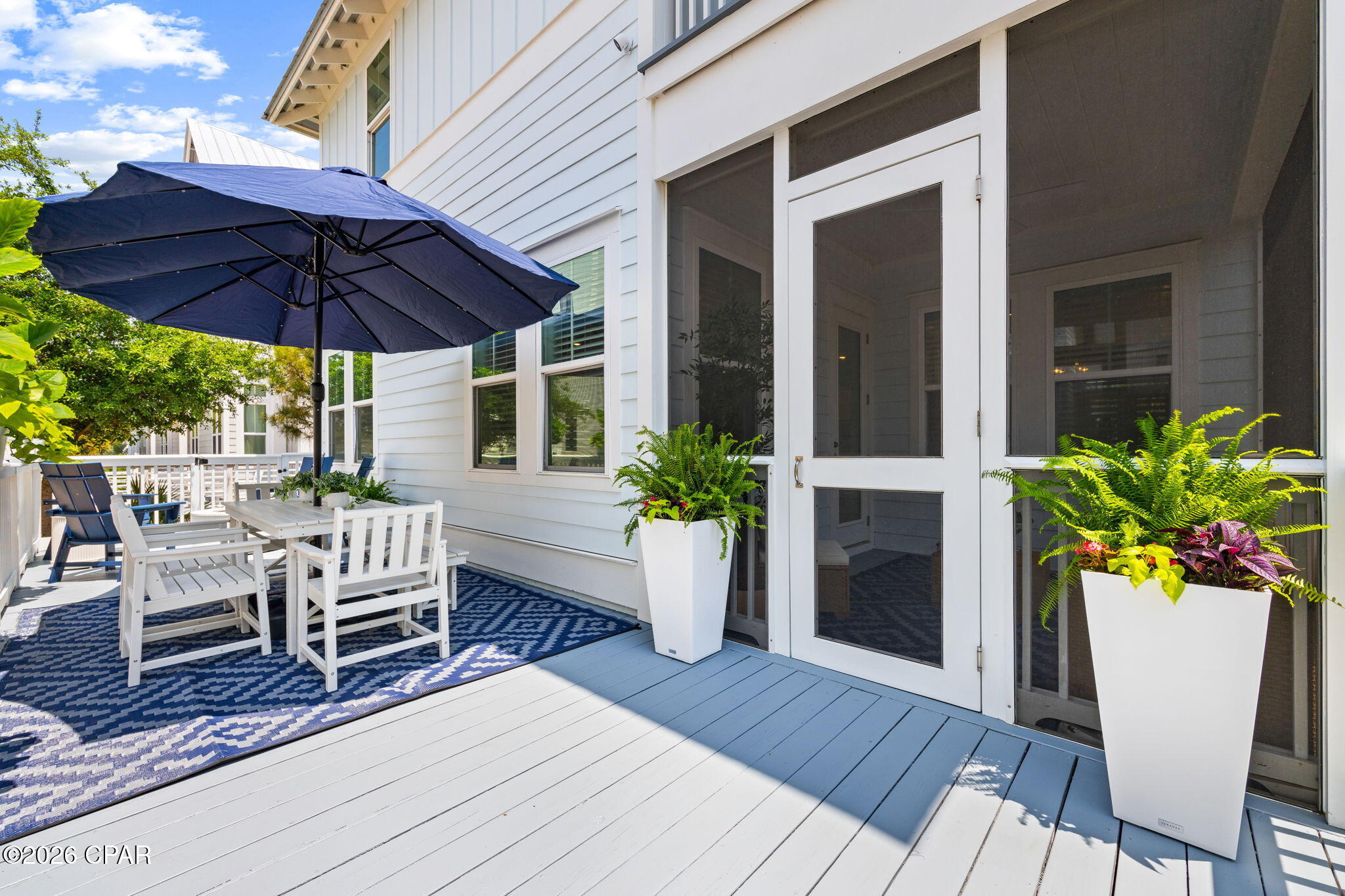 Listing photo id 17 for 56 Candlehouse Lane