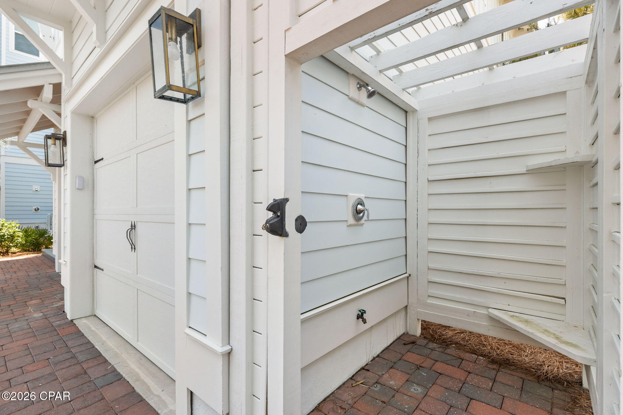 Listing photo id 39 for 56 Candlehouse Lane