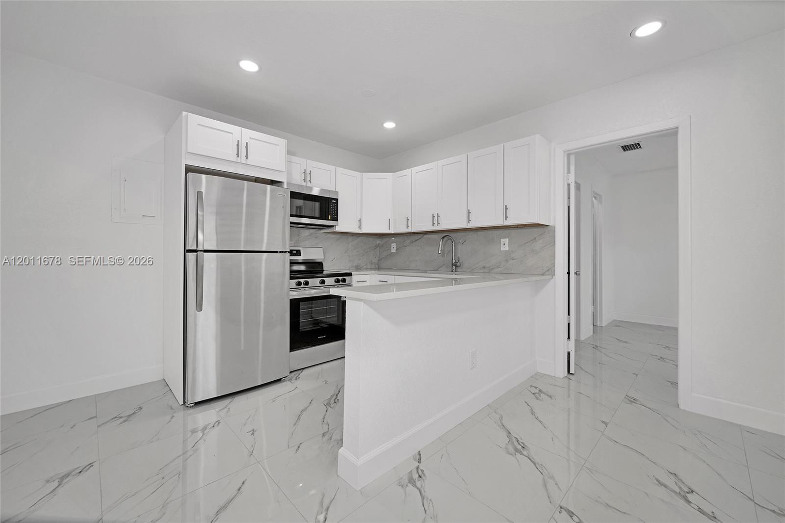 Property photo # 9