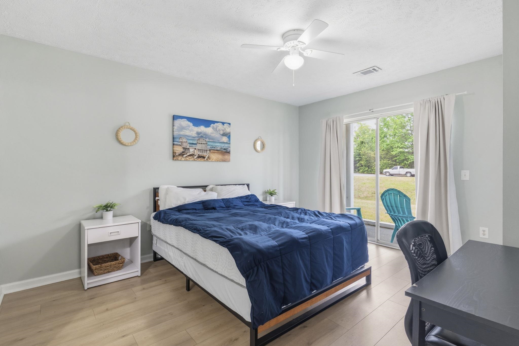 2611330 | Photo 21