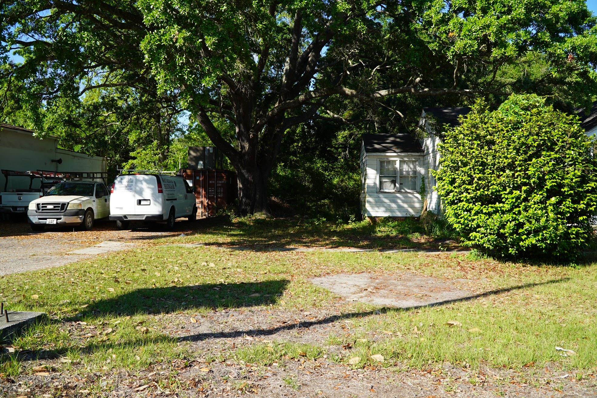 2611341 | Photo 28
