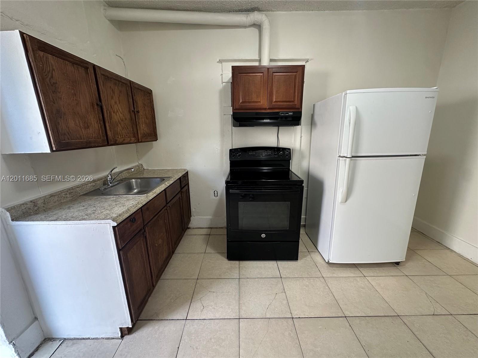 Property photo # 0