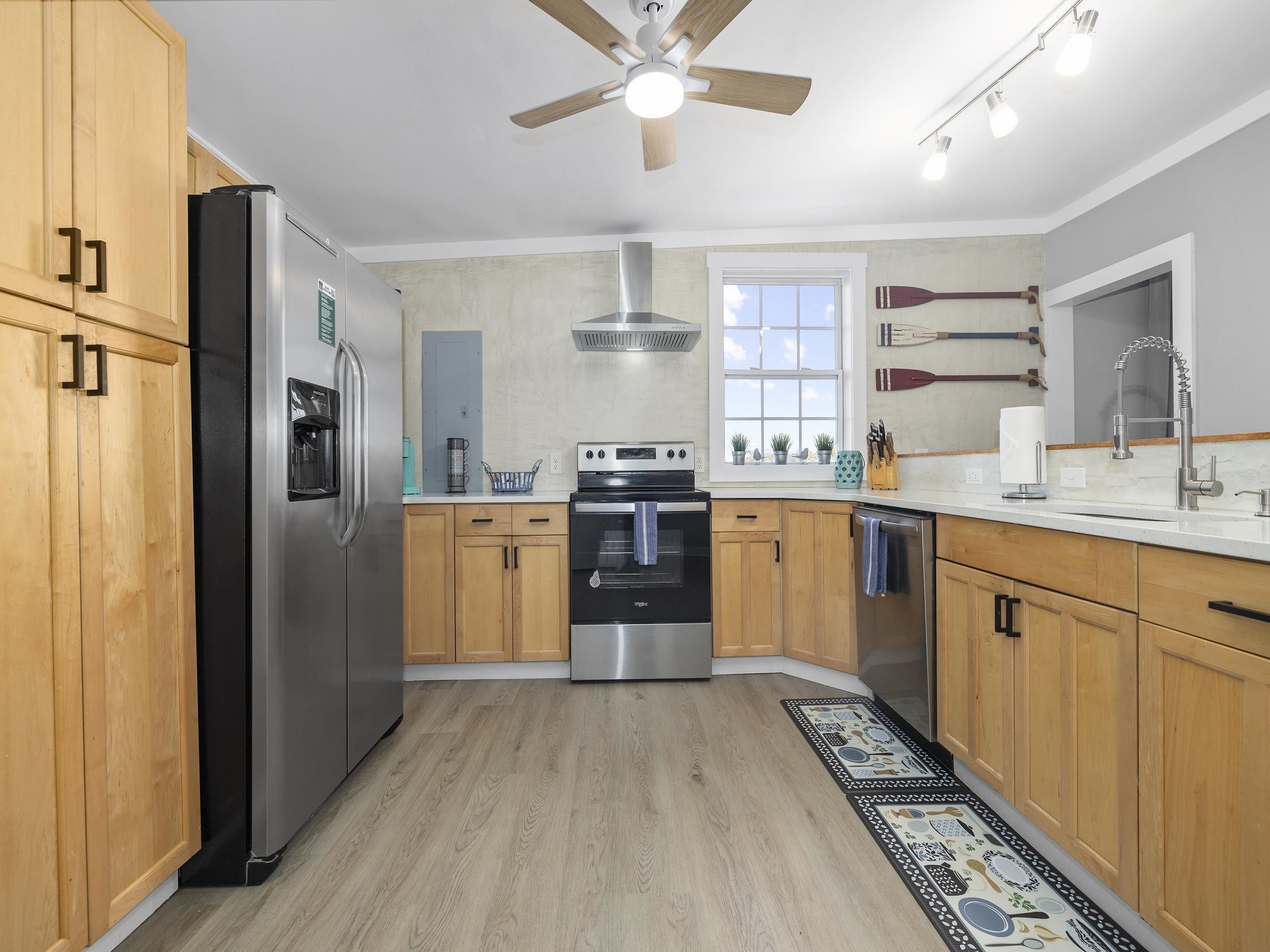2611351 | Photo 16