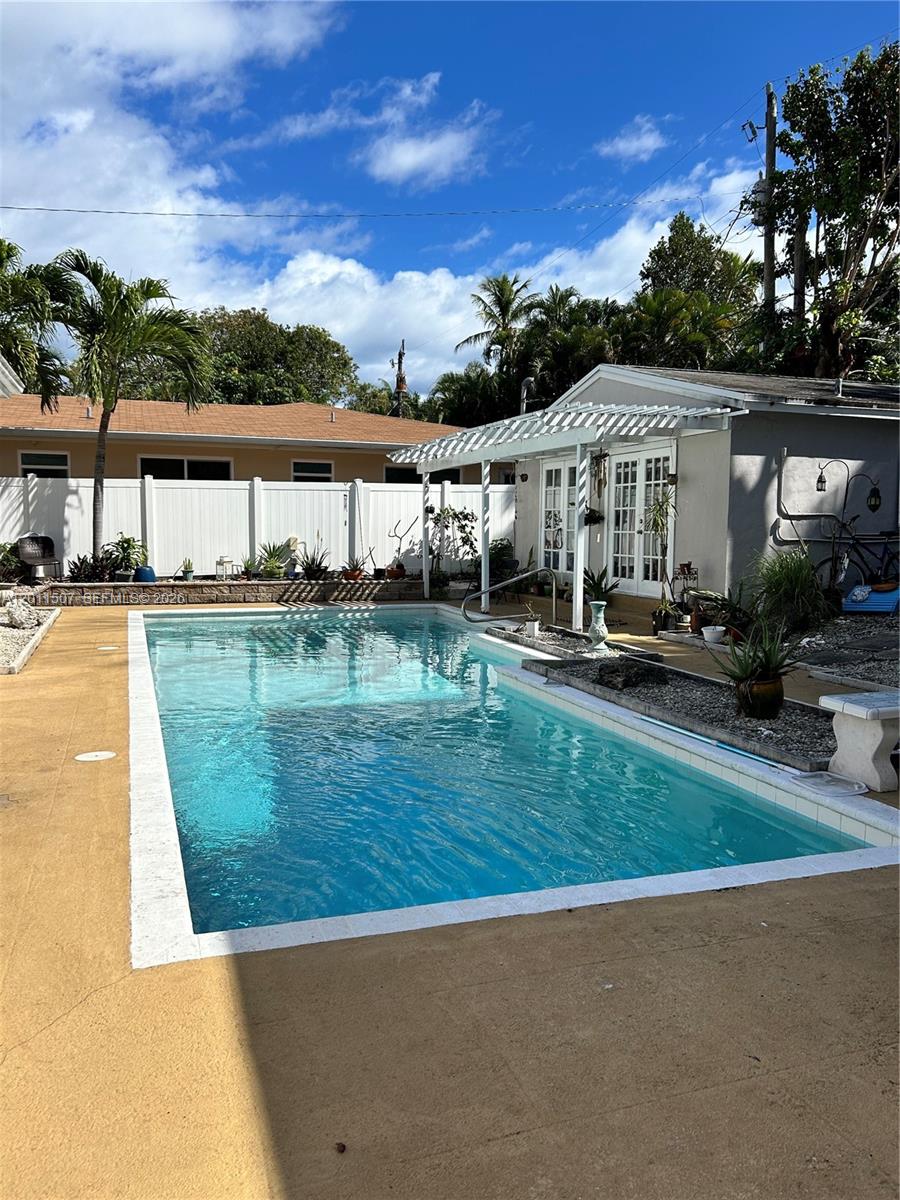 Property photo # 9