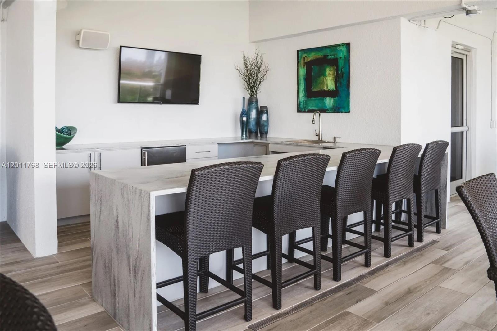Property photo # 4