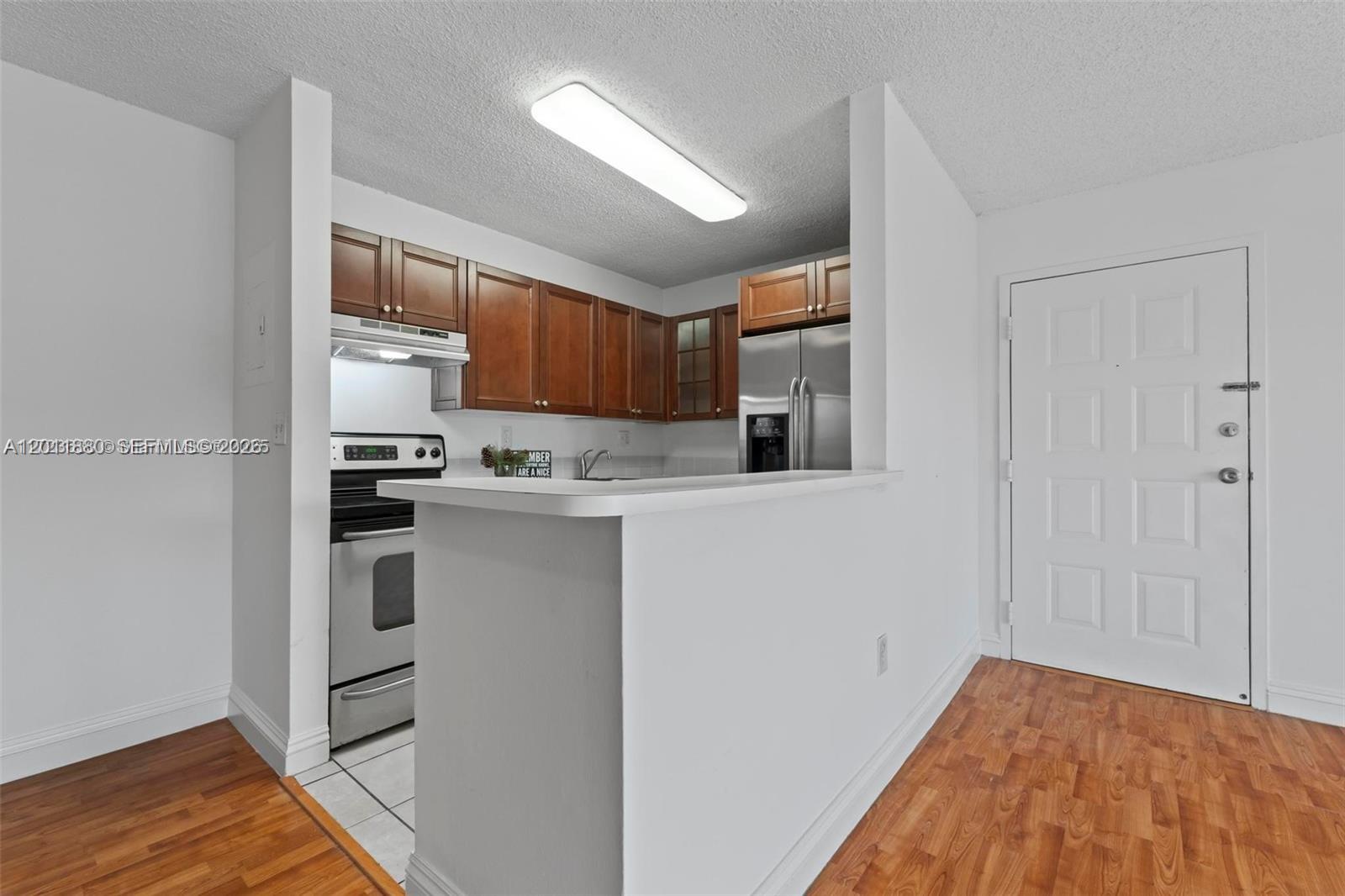 Property photo # 6