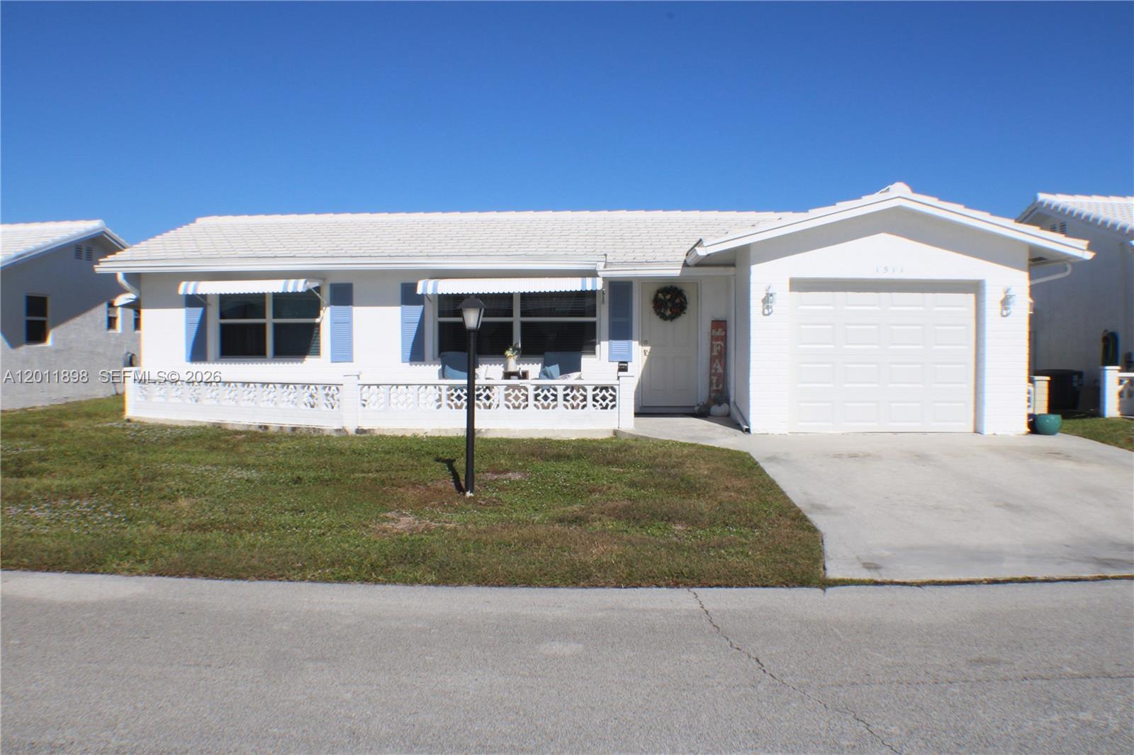 Palm Beach Leisureville S