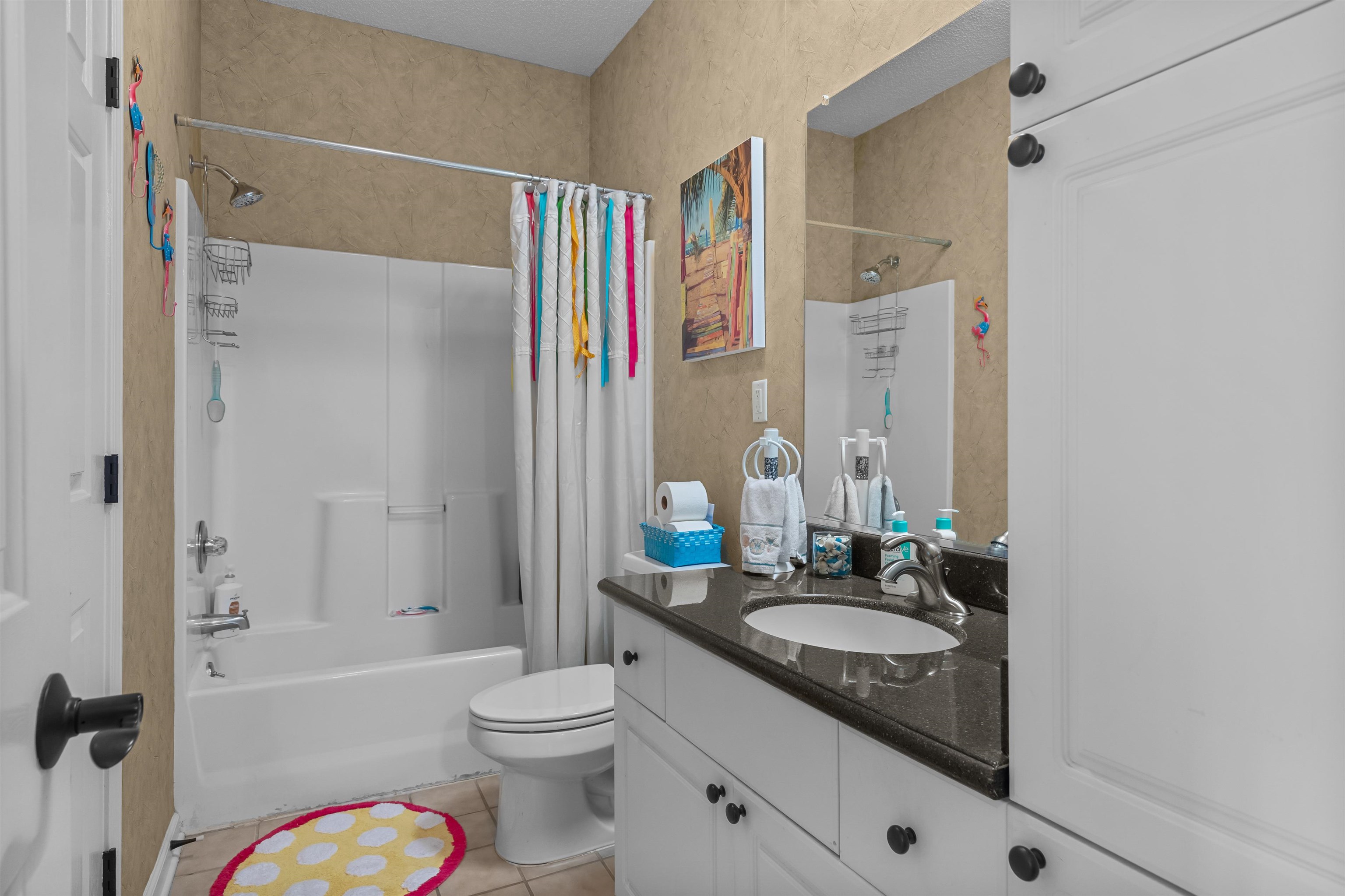 2611396 | Photo 35