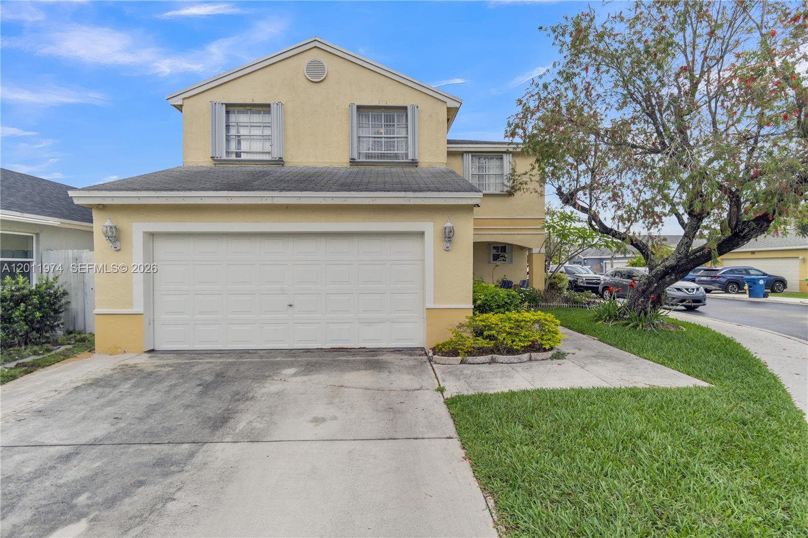 375 Riverbend Dr, Sunrise, Florida 33326