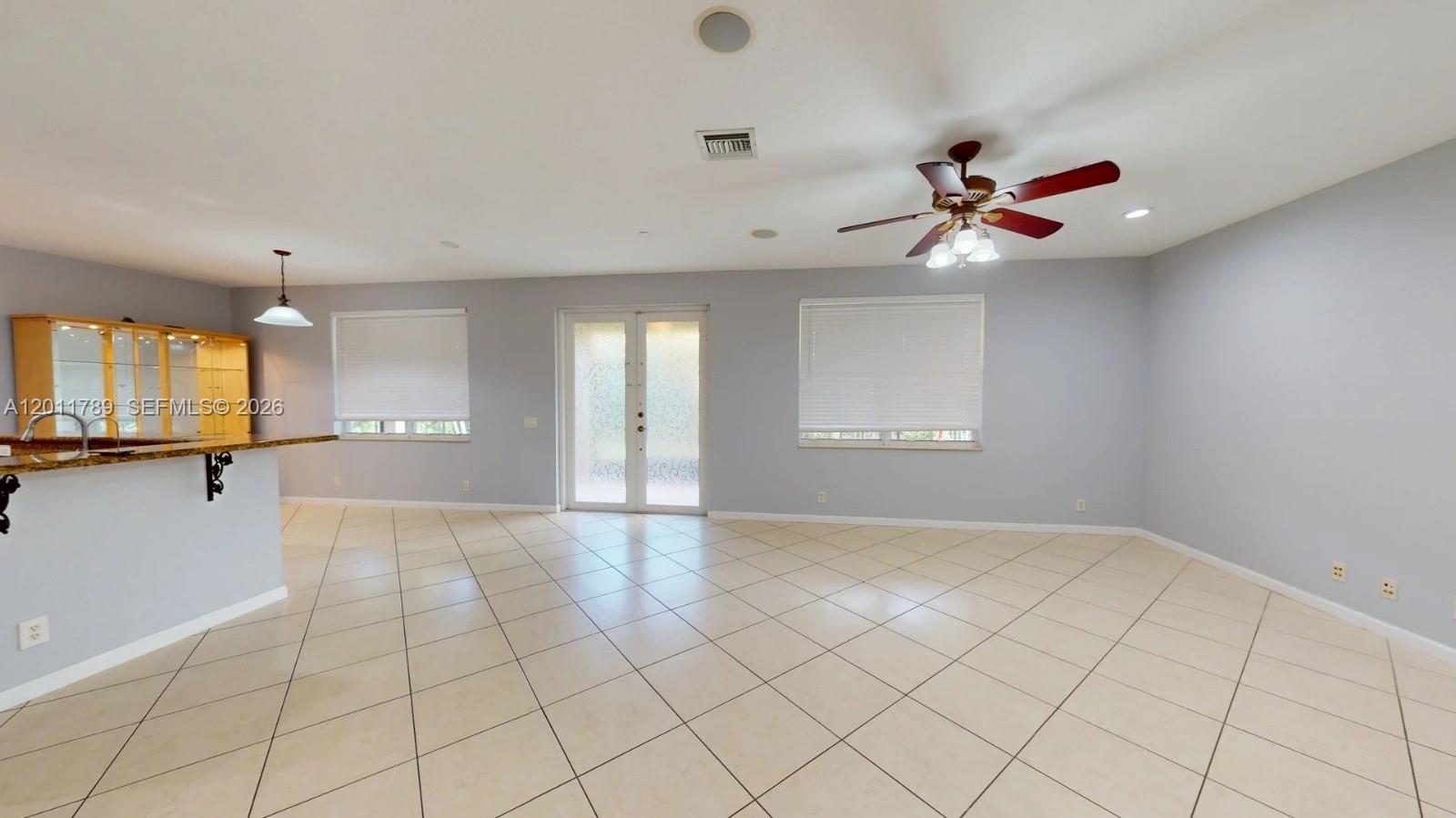Property photo # 4