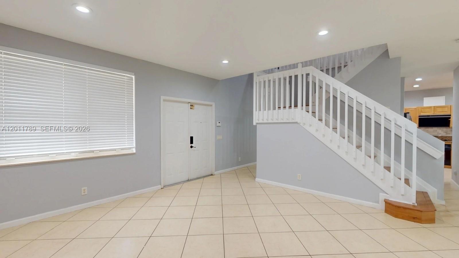 Property photo # 9