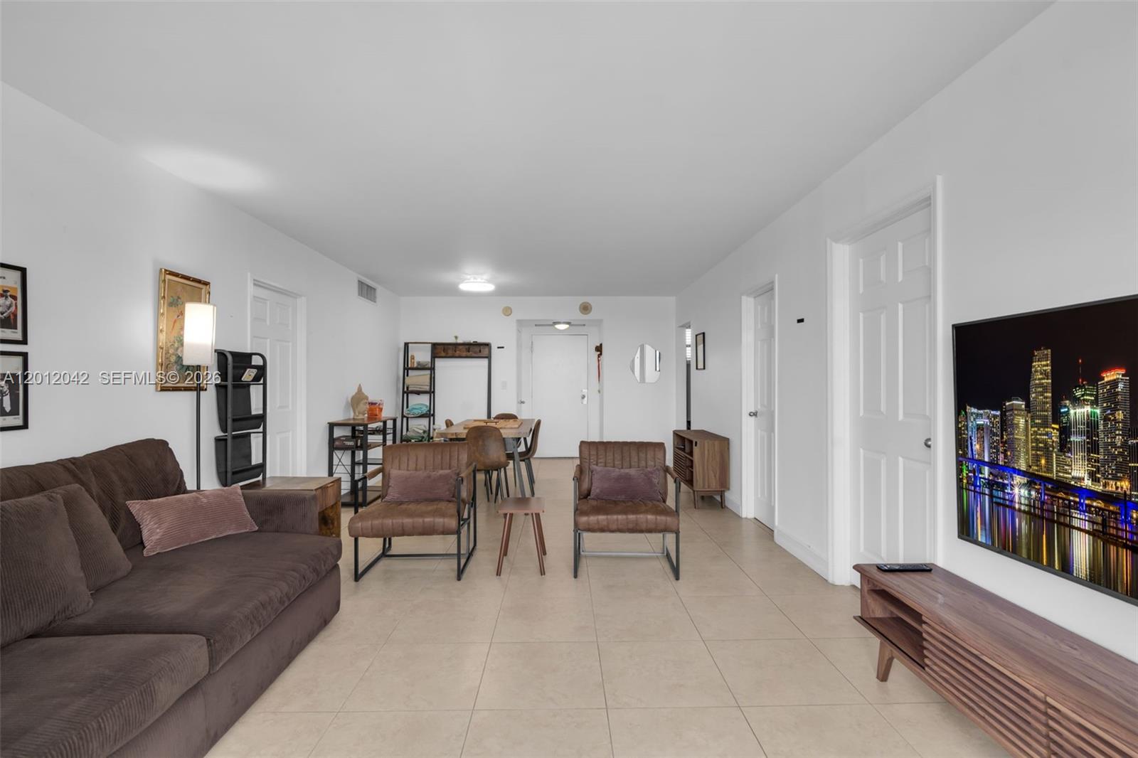 Property photo # 4