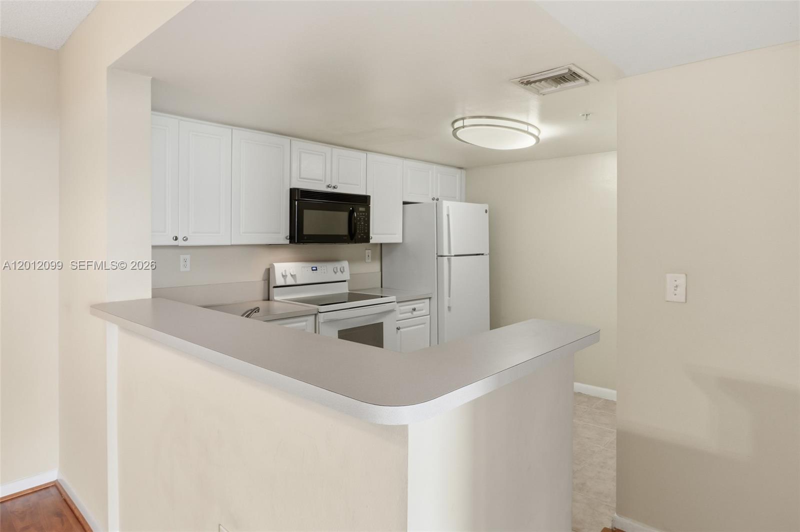 Property photo # 6