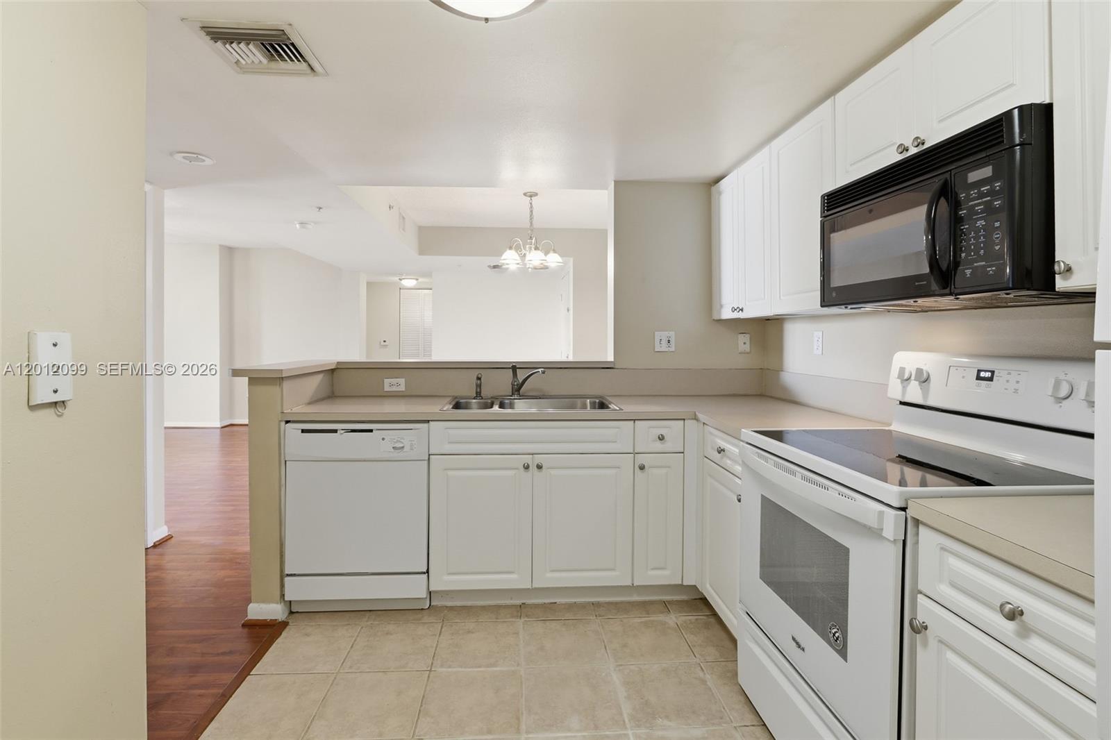 Property photo # 9