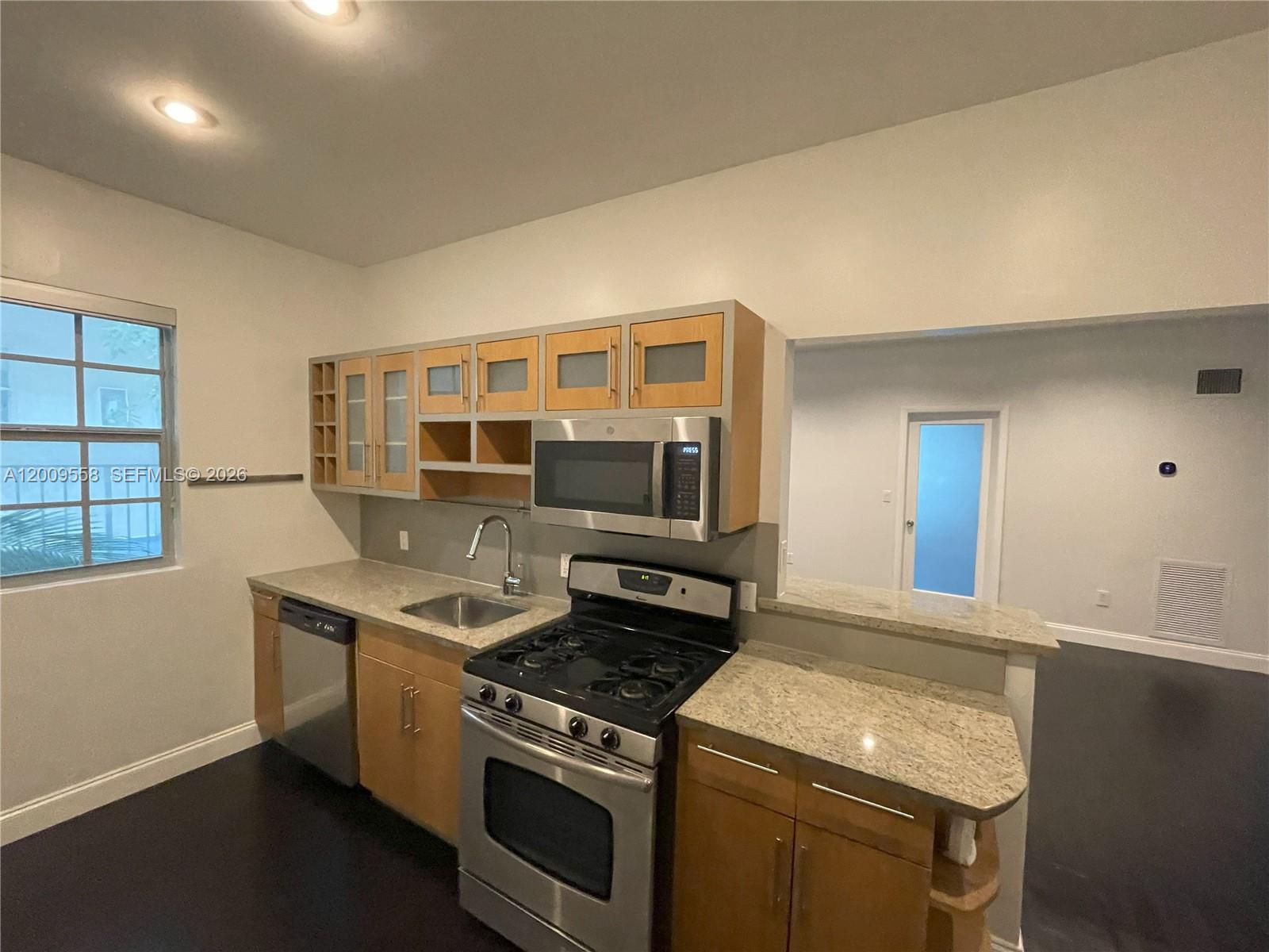 Property photo # 8