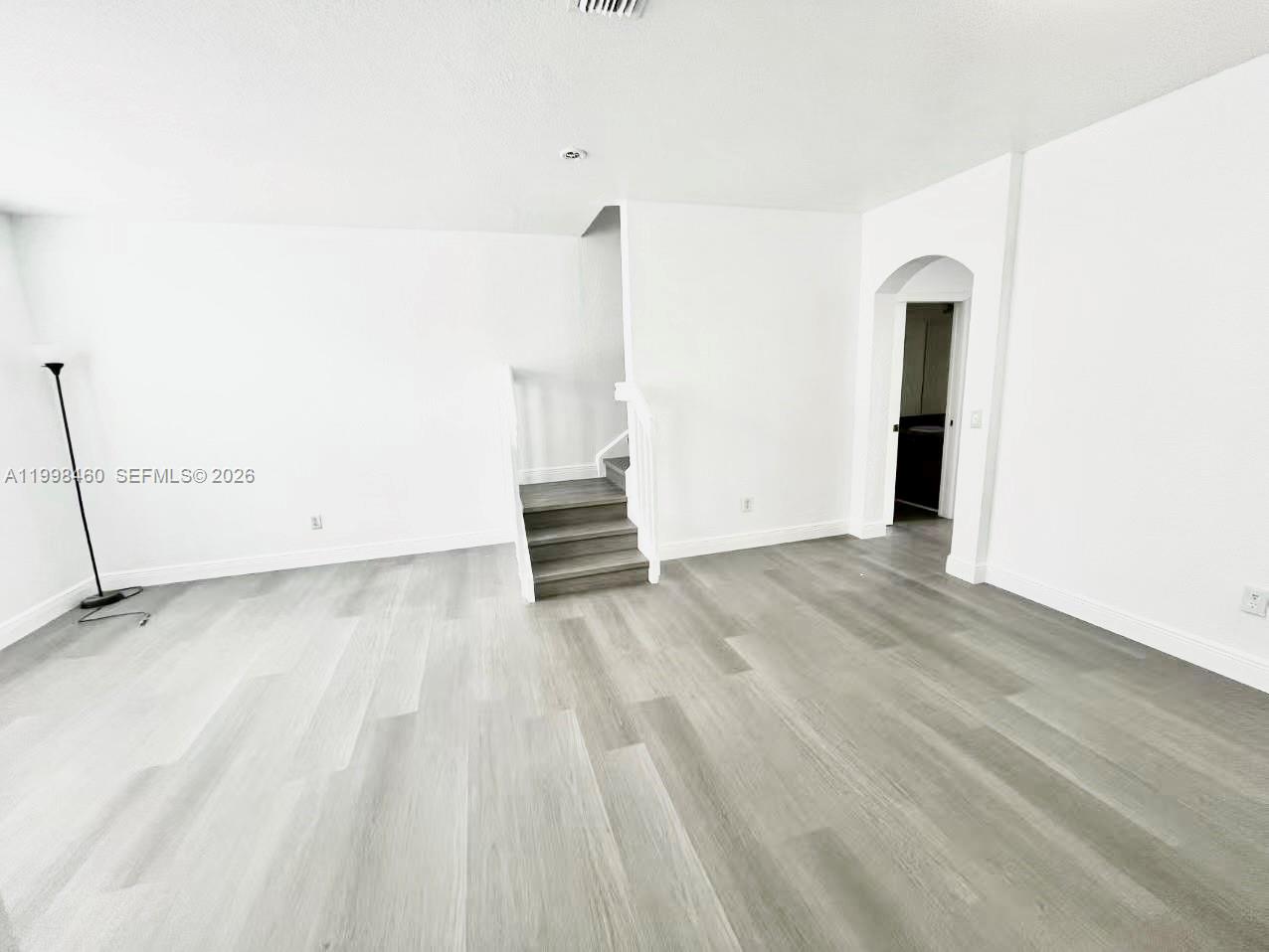 Property photo # 9