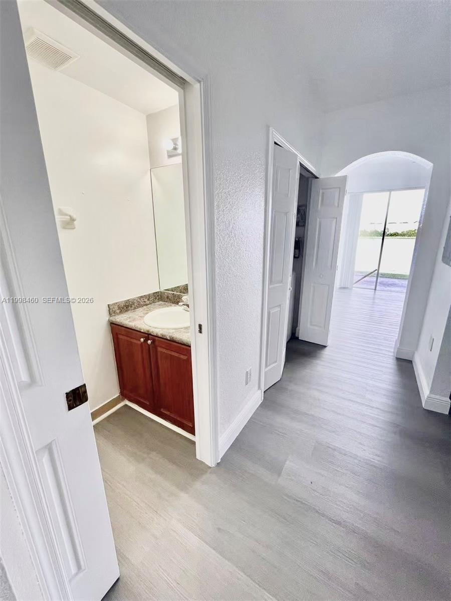 Property photo # 8