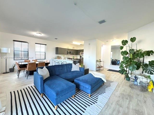 Property photo # 2