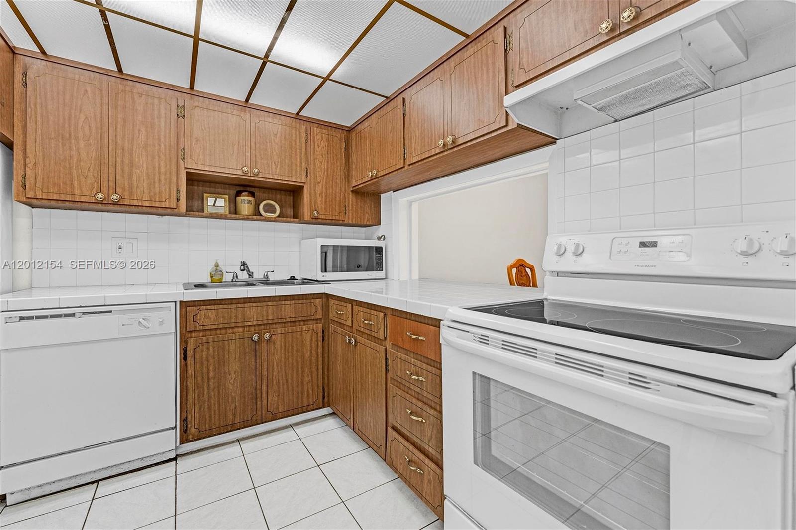 Property photo # 8