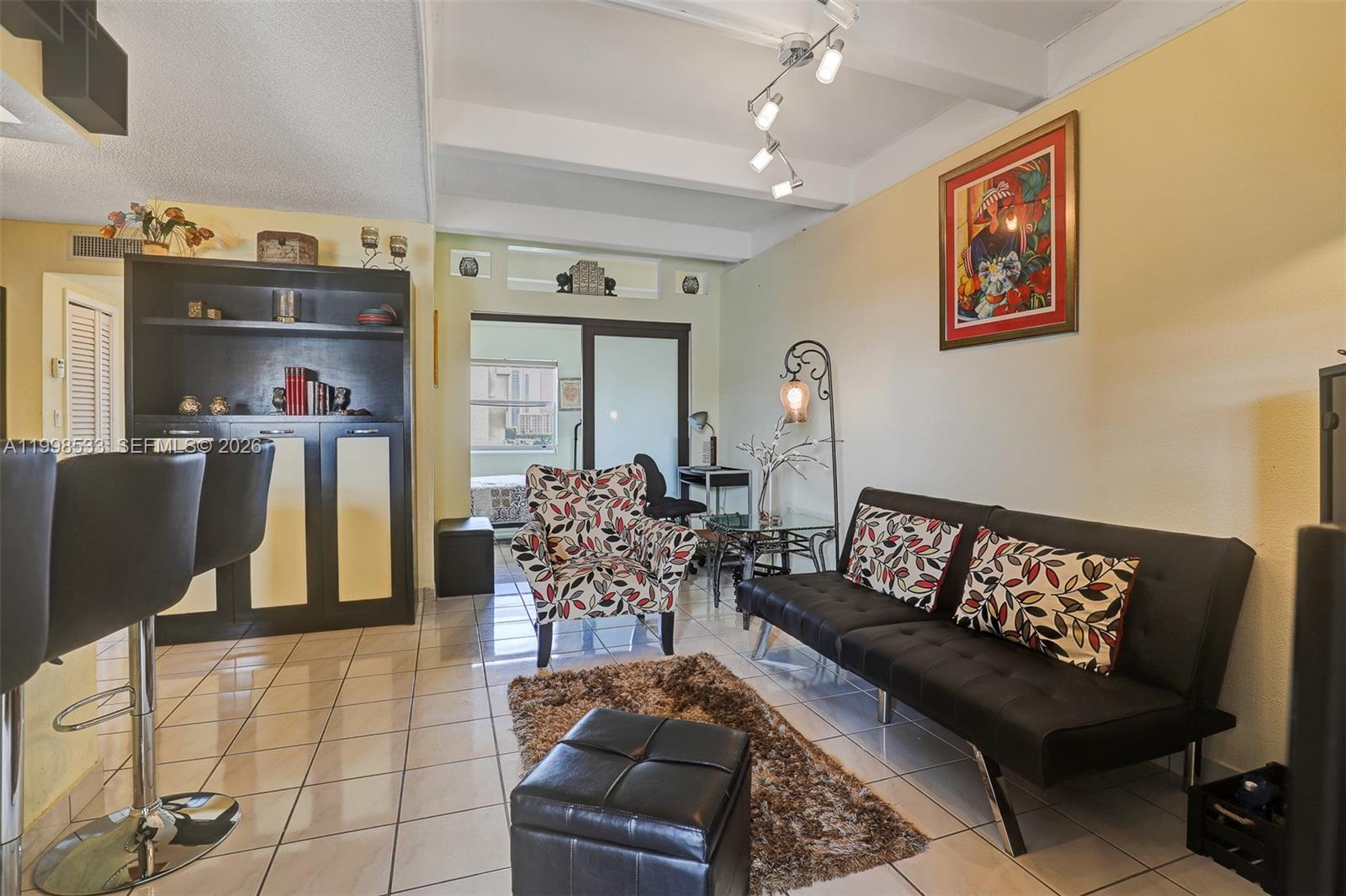 Venice Isle Condo