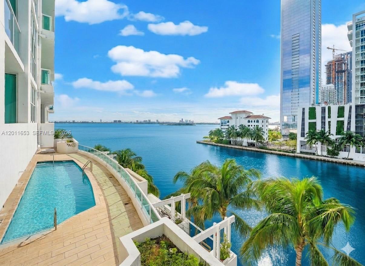 Moon Bay Of Miami Condo