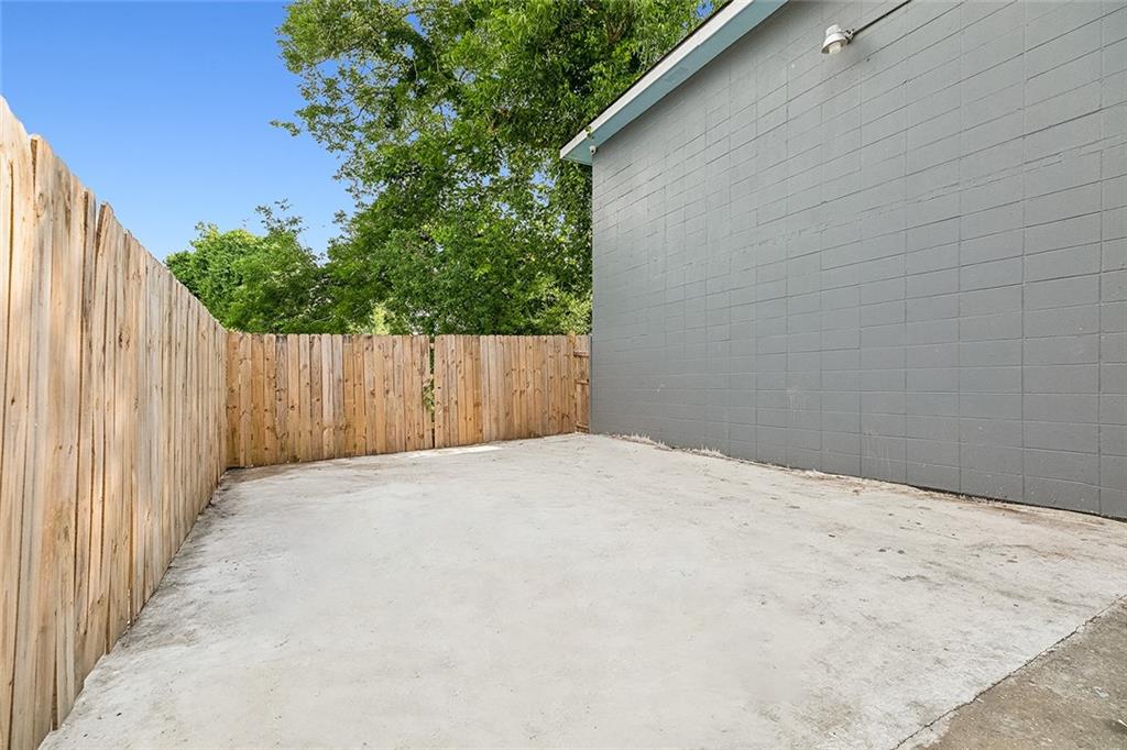 Homes for sale in Thibodaux, LA | 1207 St Charles St, Thibodaux, LA 70301 | MLS# 2555980