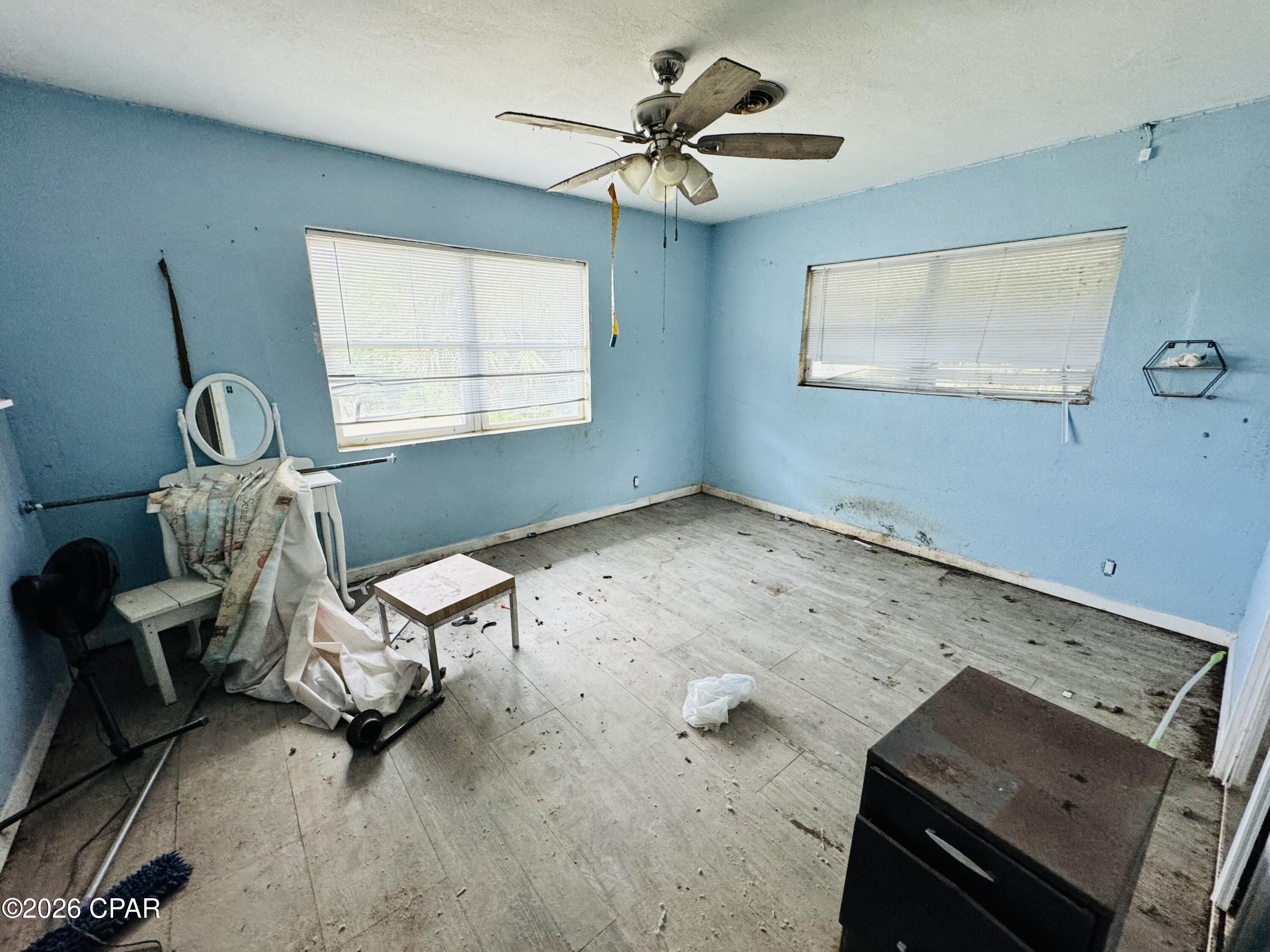 Image 6 For 911 Cypress Avenue