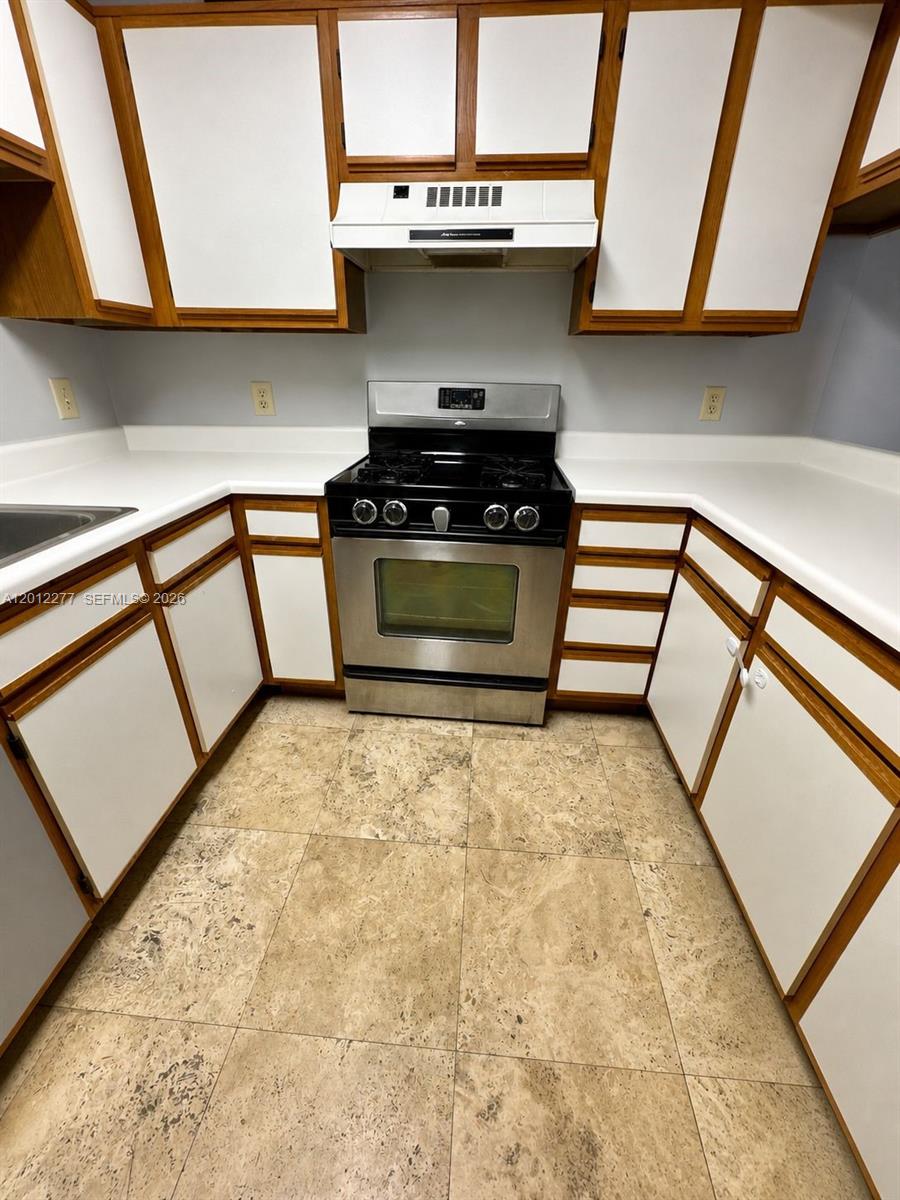 Property photo # 6