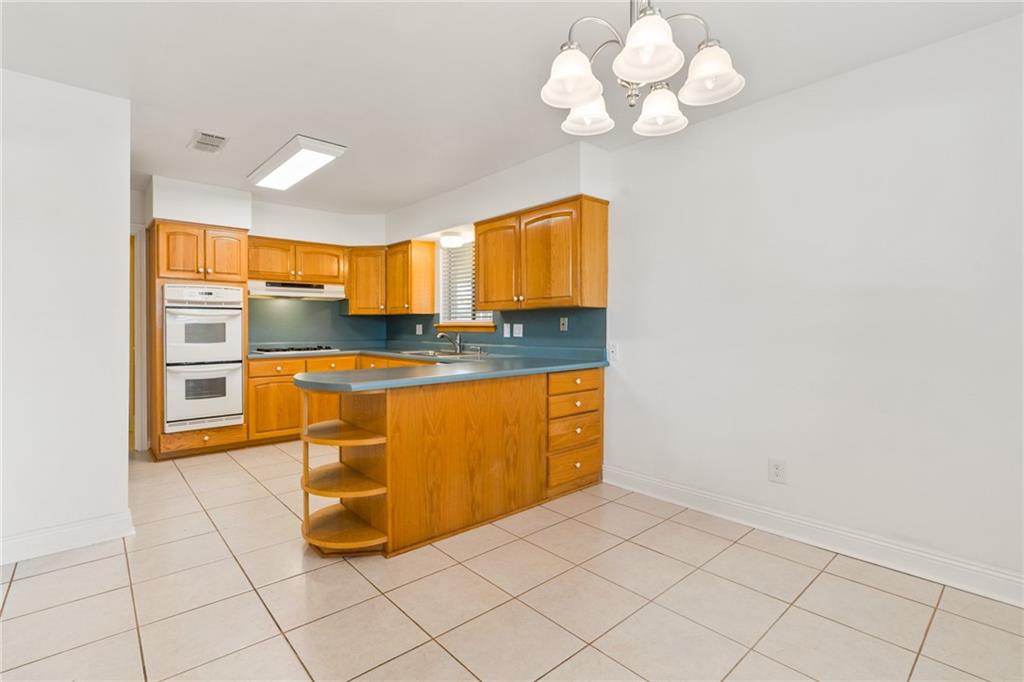 Photo 3 of Single family home for sale at 4700 Jasper St, Metairie, LA 70006 | MLS# 2555534 | Listing updated on 2026-09-02