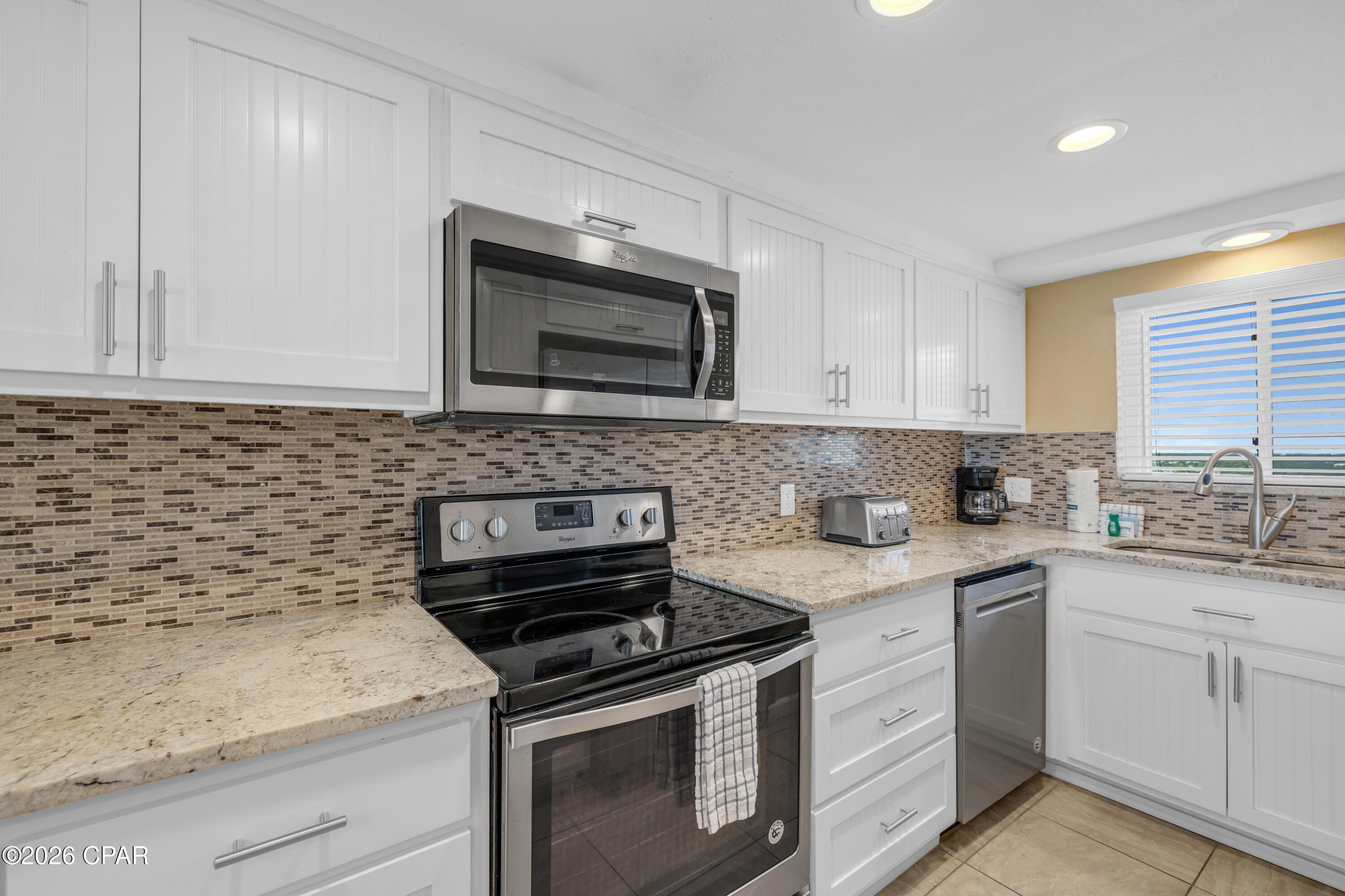 Image 4 For 5801 Thomas Drive 1319