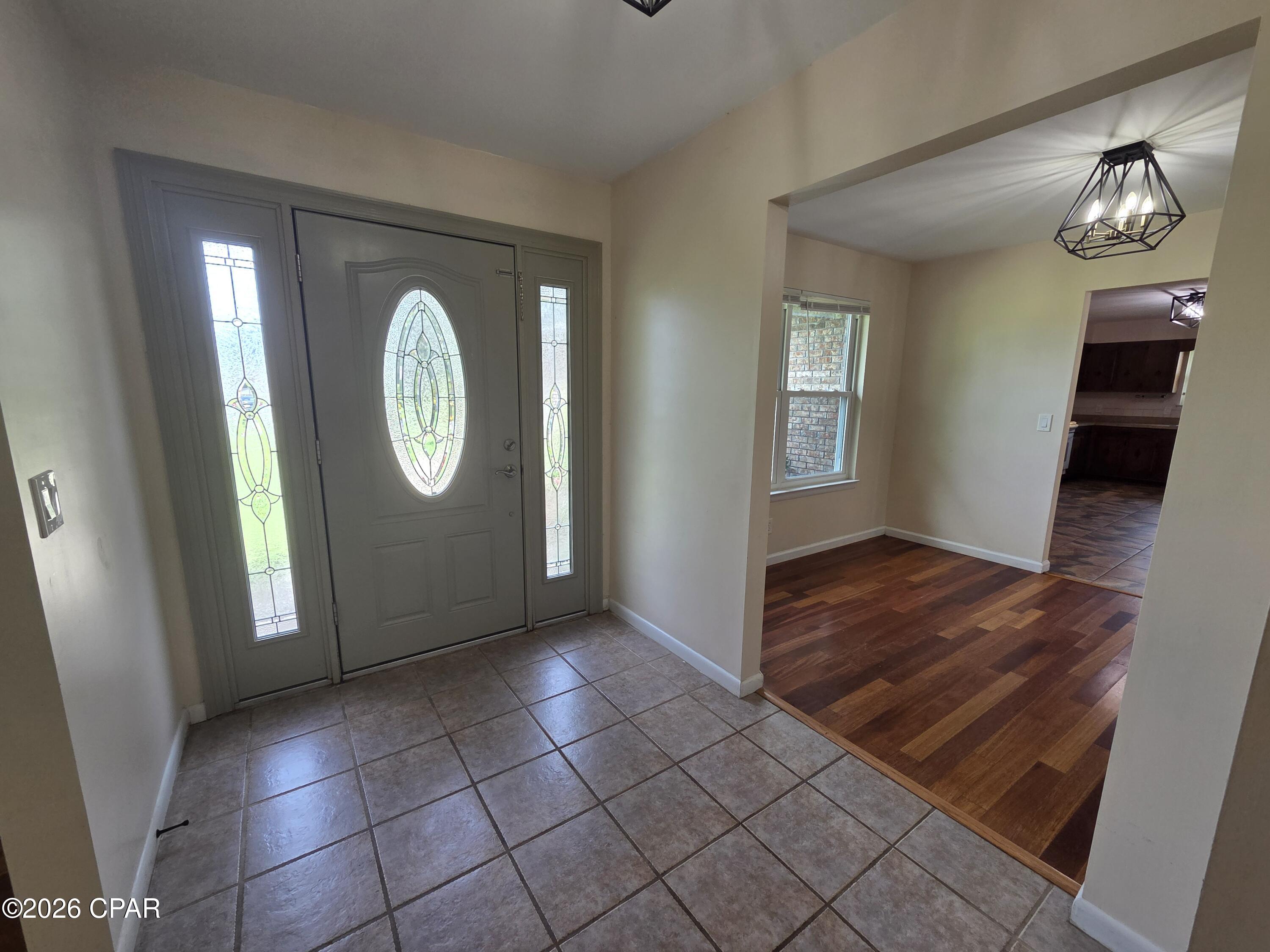 Image 2 For 411 Shade Street