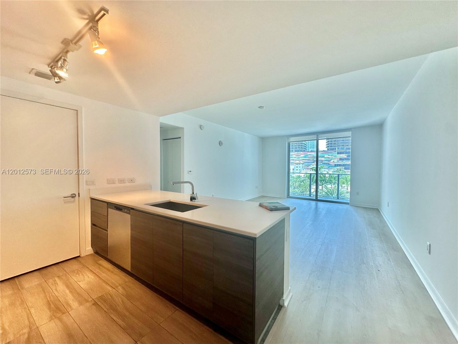 Condo for Rent in Miami, FL