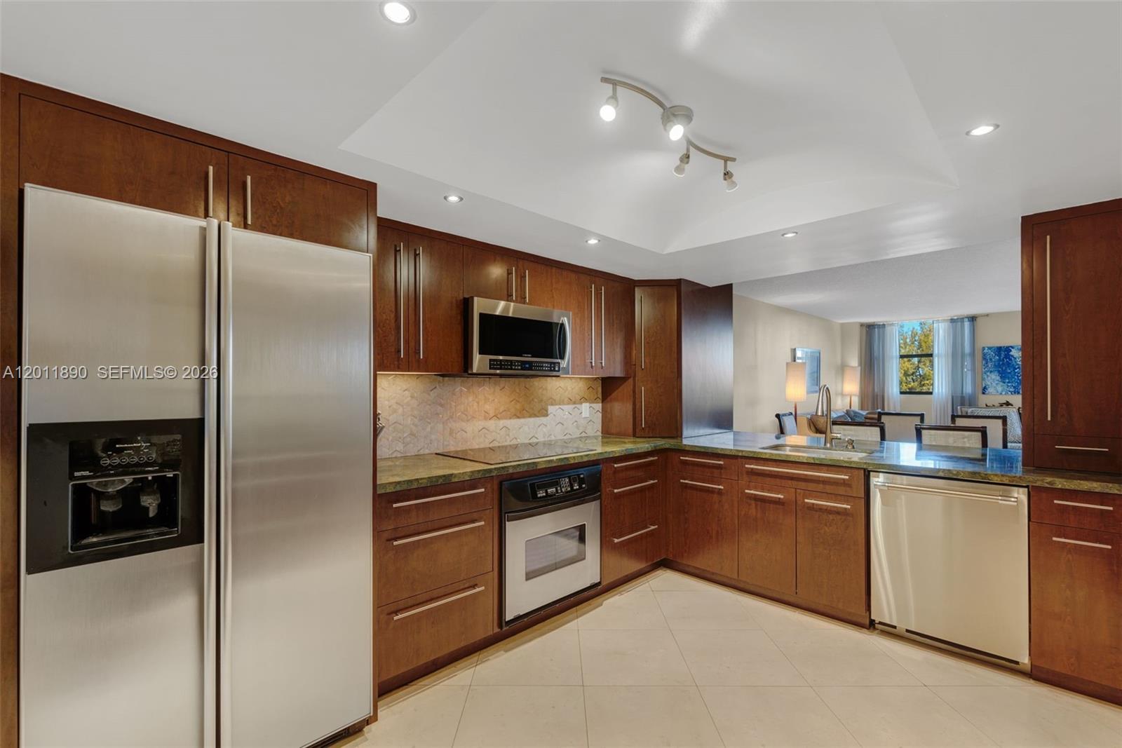 Property photo # 7